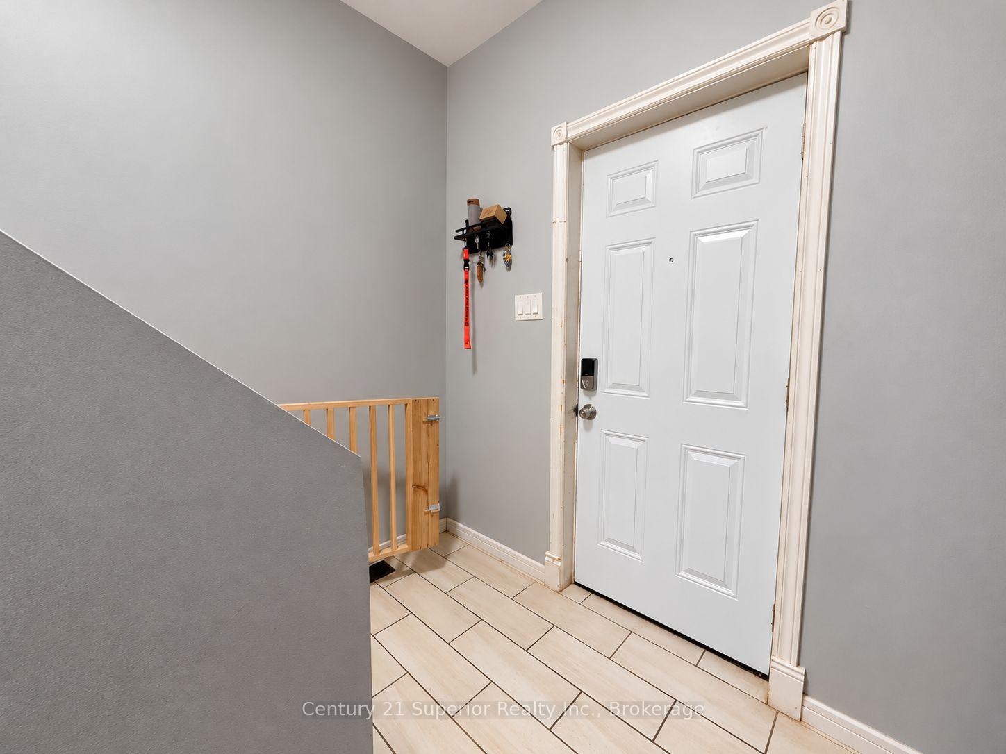 Photo 2 of 128 Bethune Street, Thunder Bay, East End — HOMEH