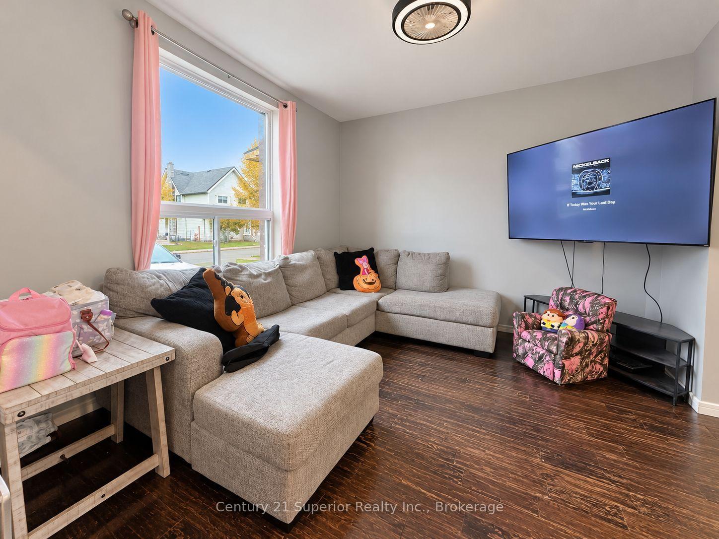Photo 5 of 128 Bethune Street, Thunder Bay, East End — HOMEH