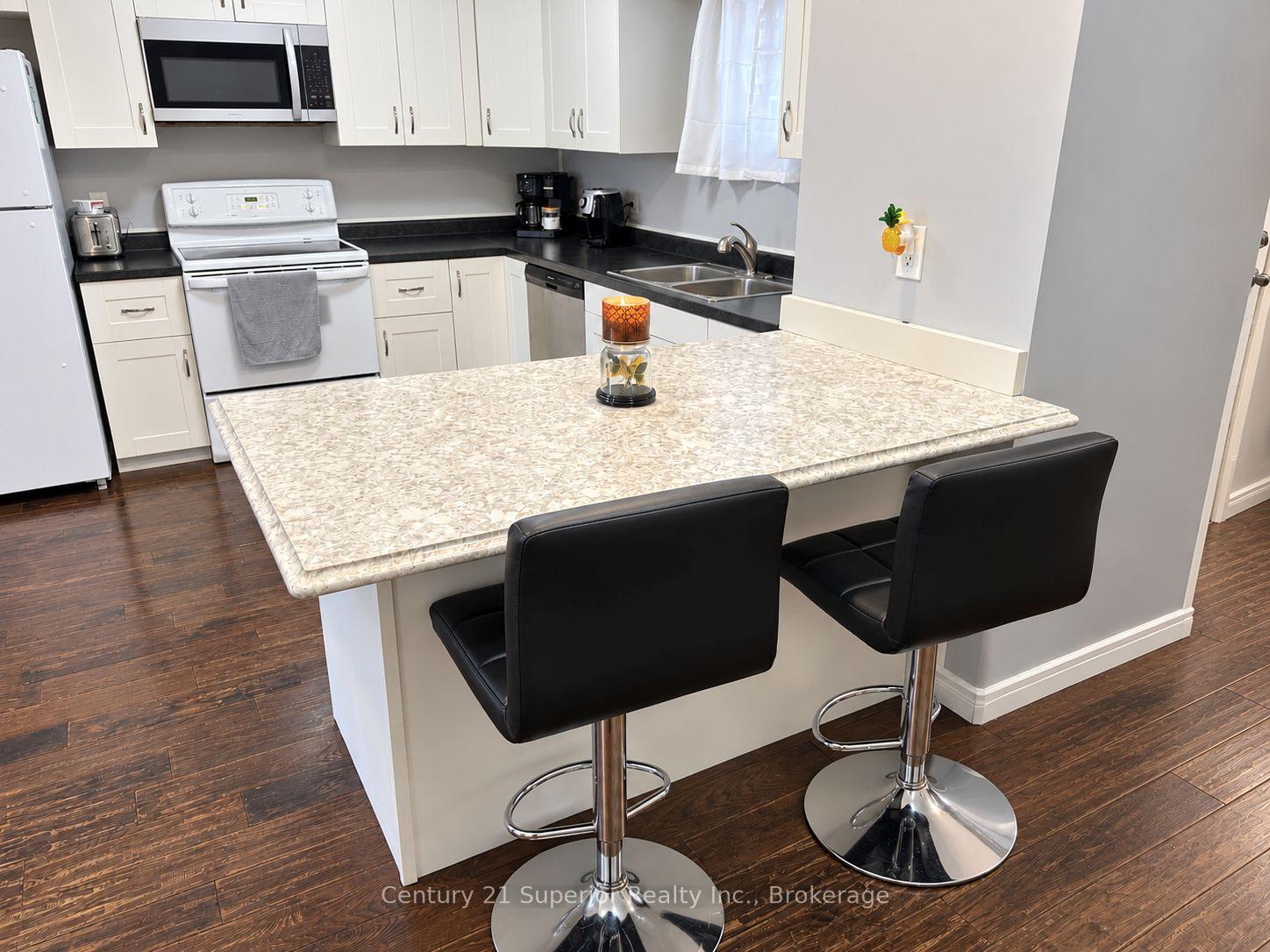 Photo 10 of 128 Bethune Street, Thunder Bay, East End — HOMEH