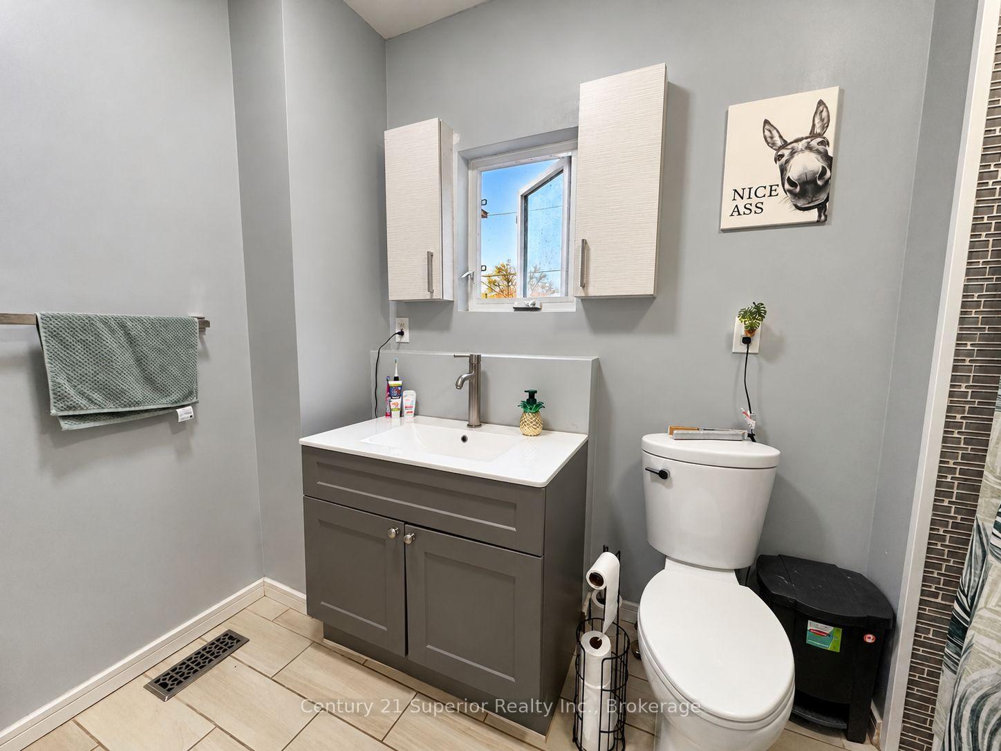 Photo 28 of 128 Bethune Street, Thunder Bay, East End — HOMEH