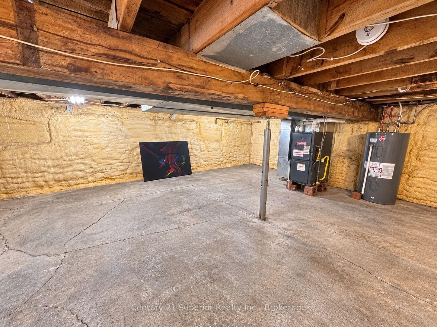 Photo 32 of 128 Bethune Street, Thunder Bay, East End — HOMEH