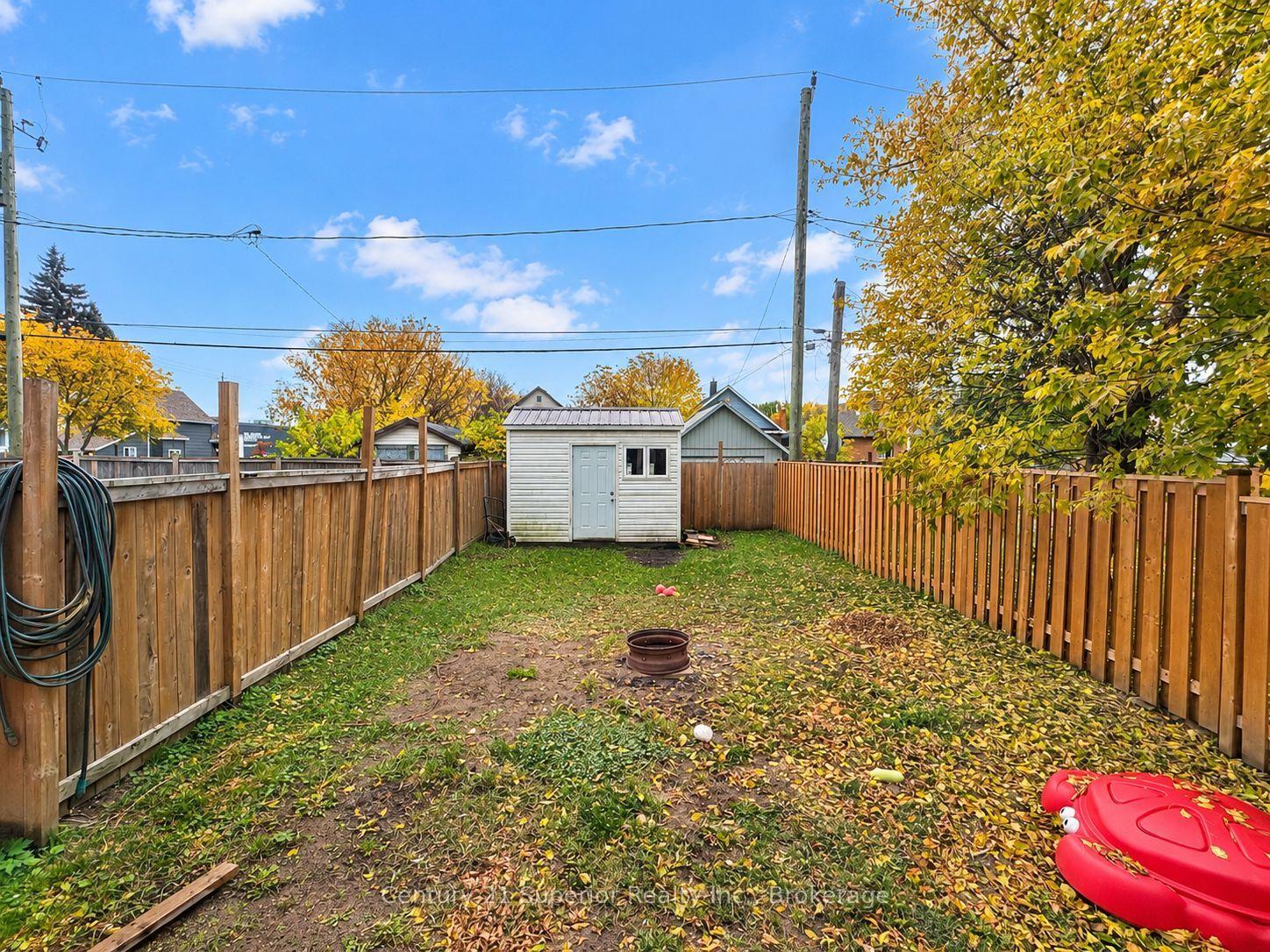 Photo 44 of 128 Bethune Street, Thunder Bay, East End — HOMEH