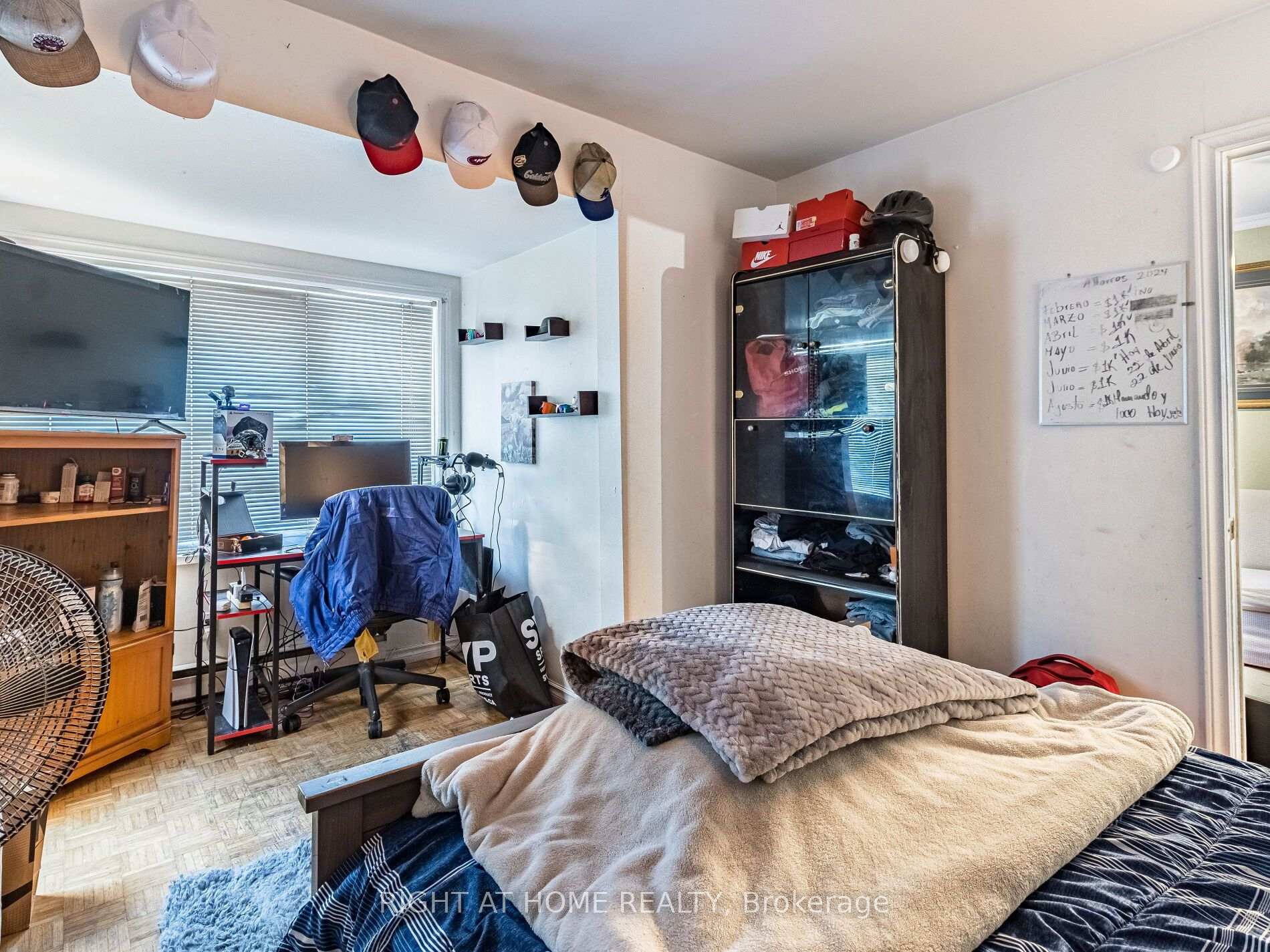 Photo 23 of 97 Twenty Ninth Street, Etobicoke, Long Branch — HOMEH
