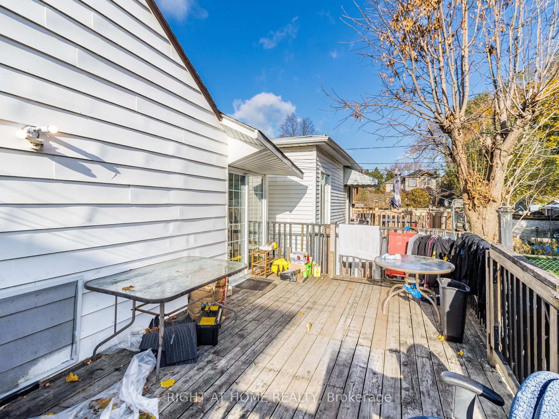 Photo 31 of 97 Twenty Ninth Street, Etobicoke, Long Branch — HOMEH