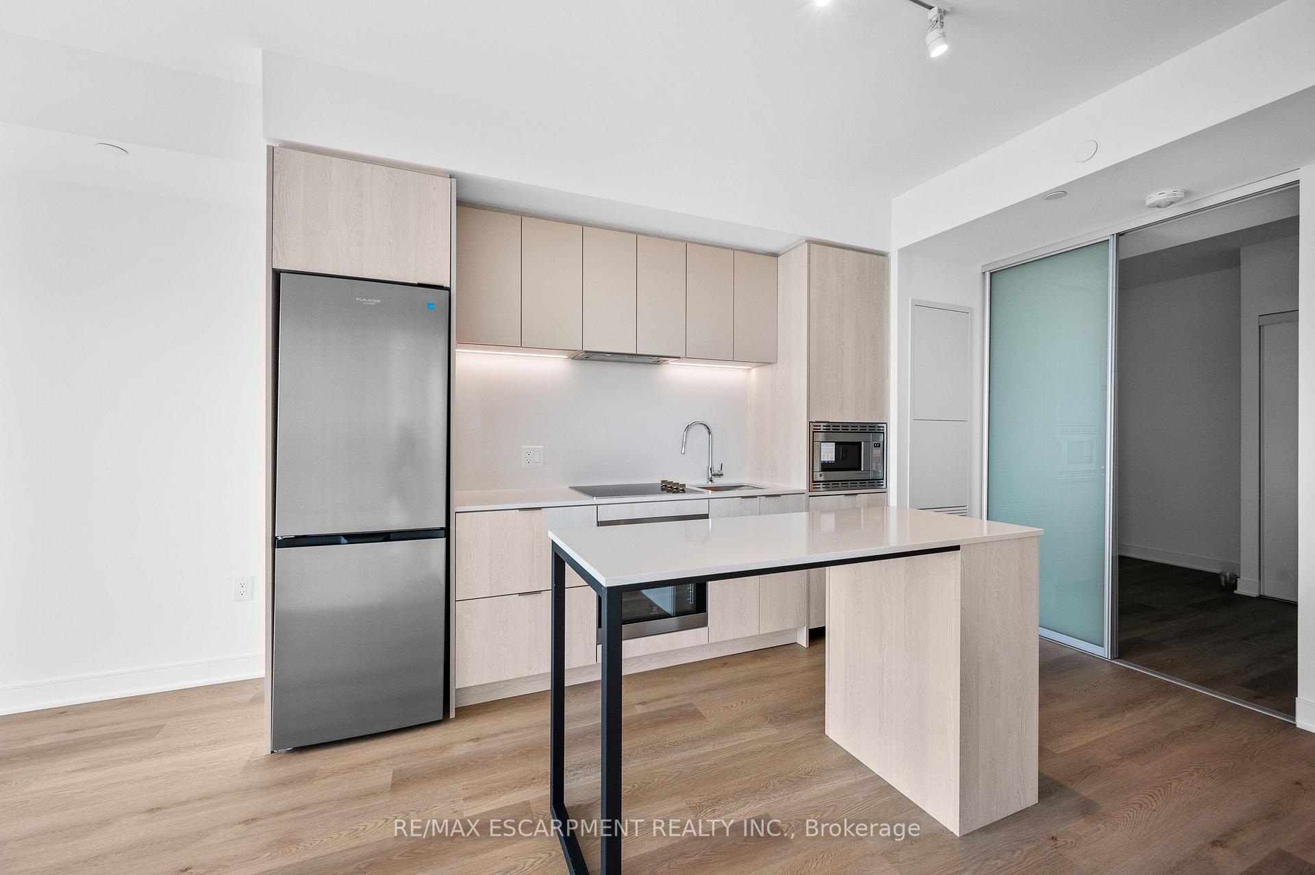 Photo 4 of Unit 1016, 86 Dundas Street E, Mississauga, Cooksville — HOMEH