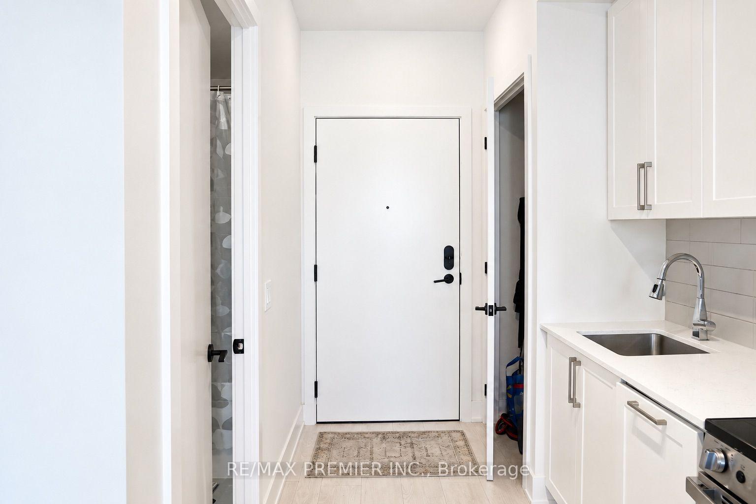 Photo 5 of Unit 544, 2450 Old Bronte Road, Oakville, Westmount — HOMEH