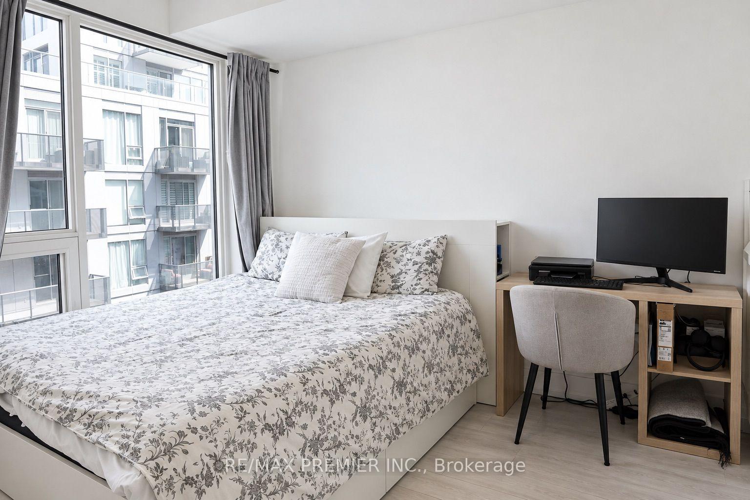 Photo 14 of Unit 544, 2450 Old Bronte Road, Oakville, Westmount — HOMEH