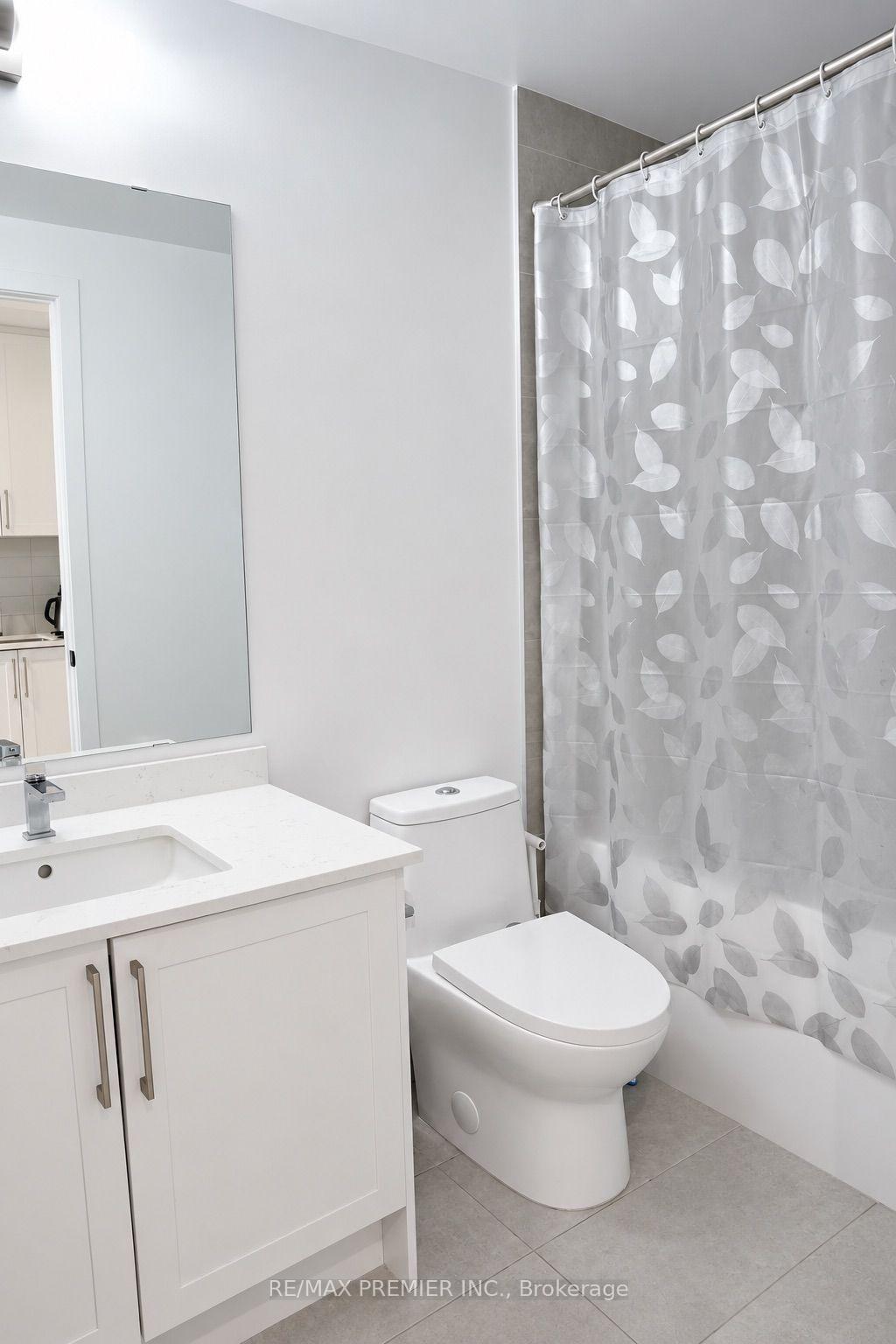 Photo 16 of Unit 544, 2450 Old Bronte Road, Oakville, Westmount — HOMEH