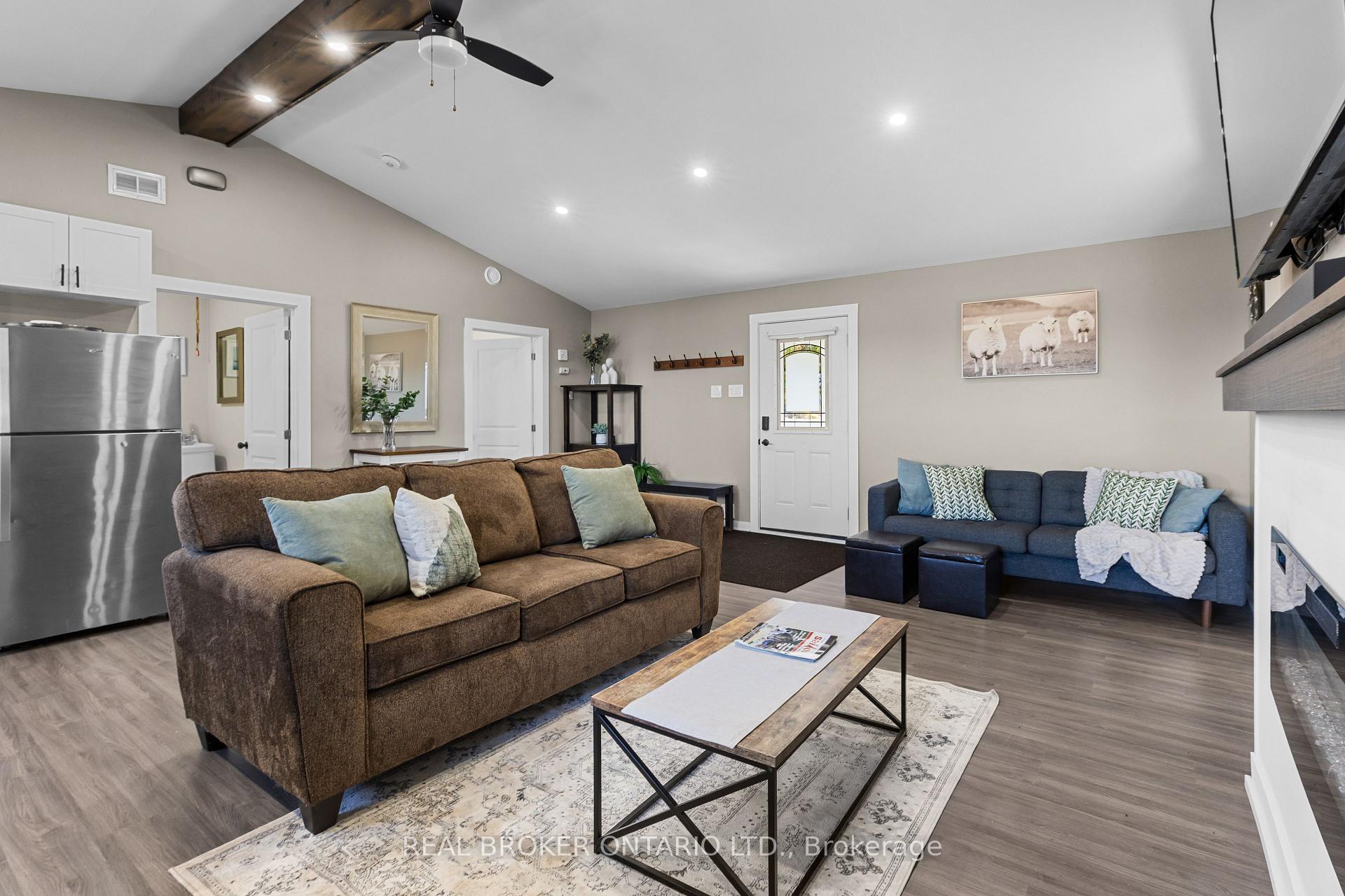 Photo 8 of 1300 Brouseville Road, Edwardsburgh/Cardinal, Edwardsburgh/Cardinal Twp — HOMEH