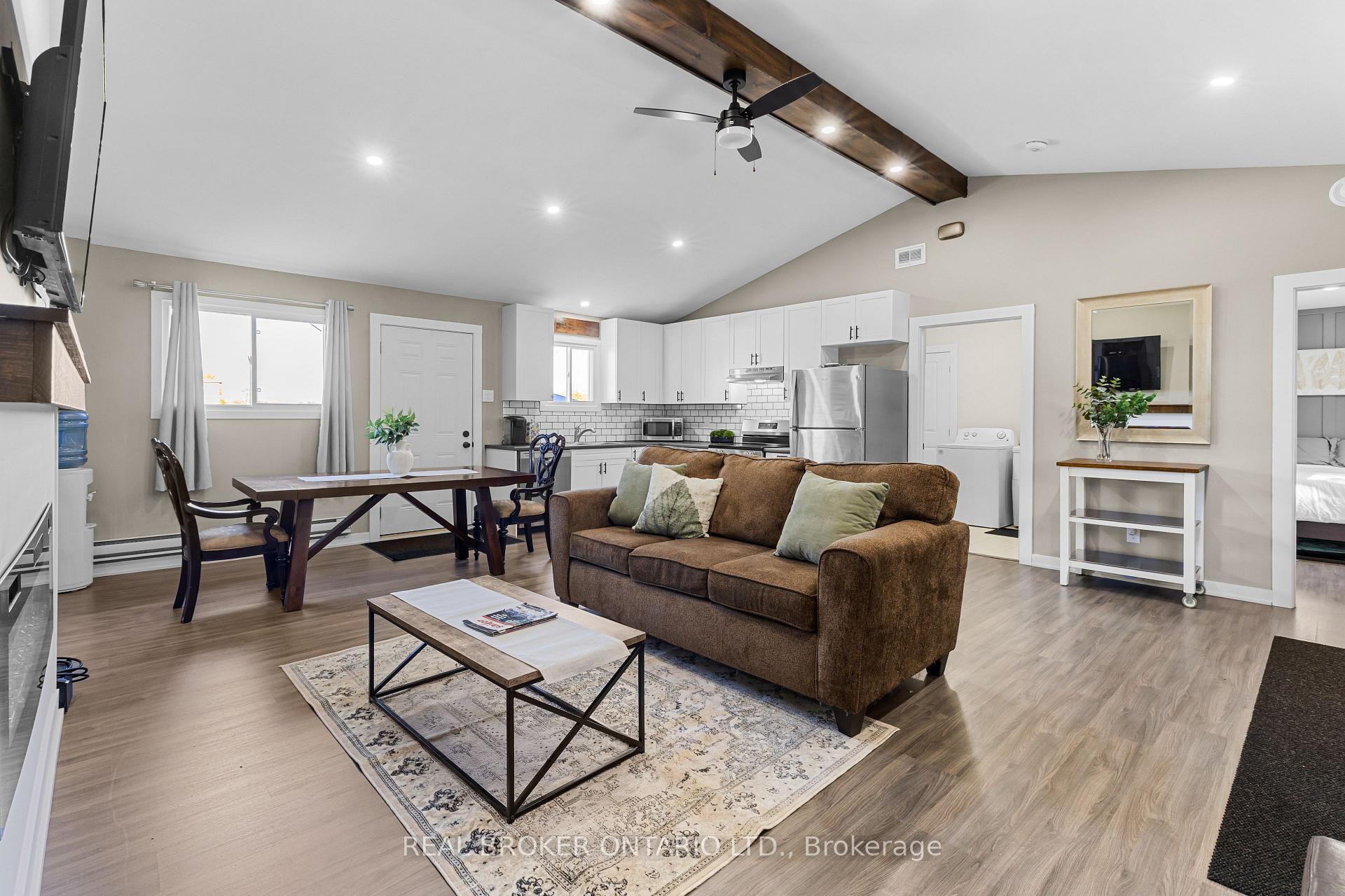 Photo 10 of 1300 Brouseville Road, Edwardsburgh/Cardinal, Edwardsburgh/Cardinal Twp — HOMEH
