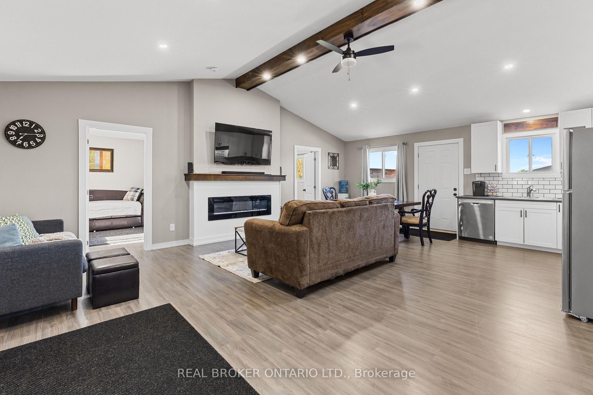 Photo 11 of 1300 Brouseville Road, Edwardsburgh/Cardinal, Edwardsburgh/Cardinal Twp — HOMEH