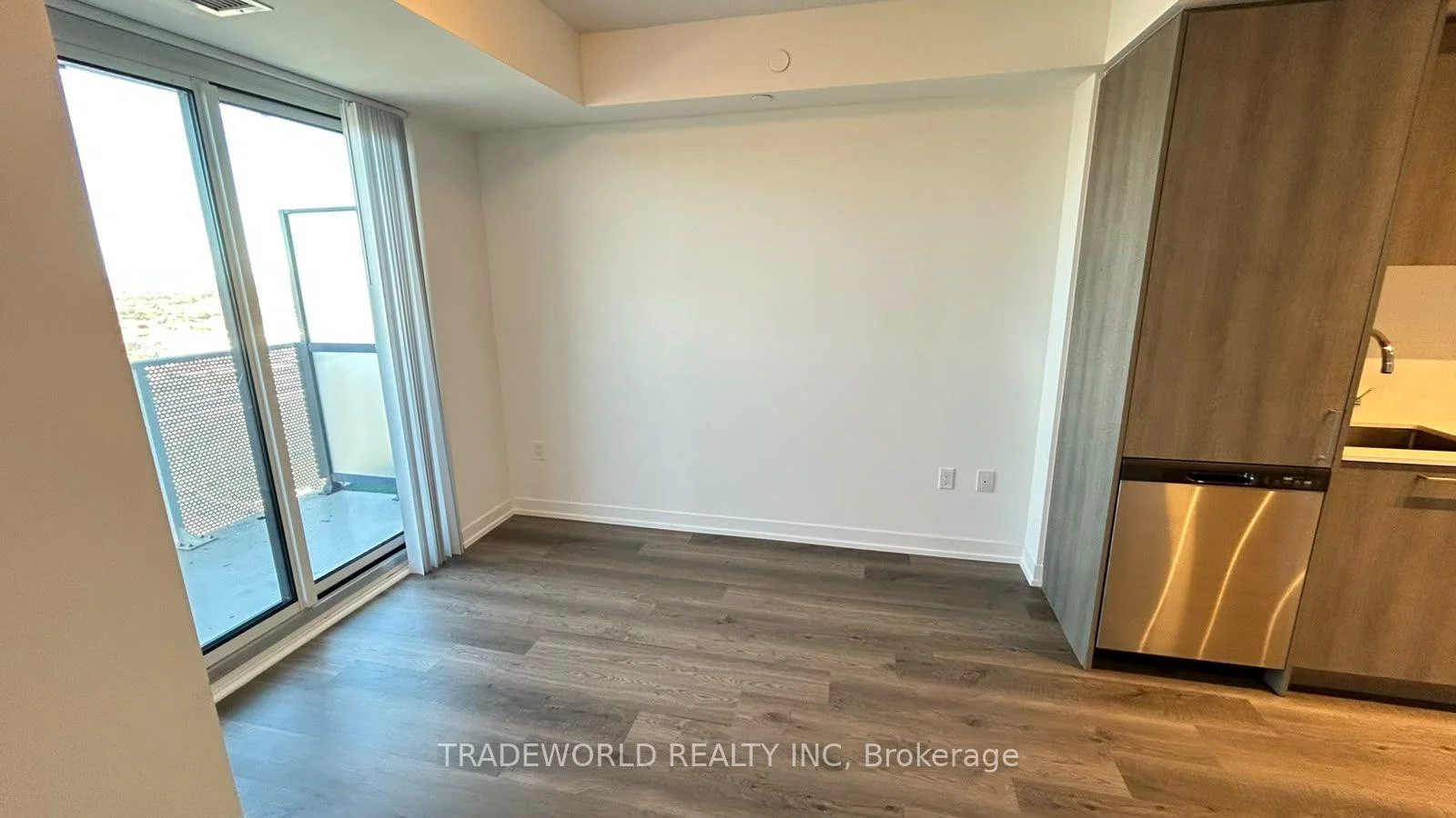 Photo 14 of Unit 3607, 195 Commerce Street, Vaughan, Vaughan Corporate Centre — HOMEH