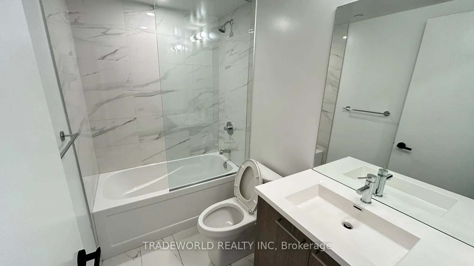 Photo 38 of Unit 3607, 195 Commerce Street, Vaughan, Vaughan Corporate Centre — HOMEH