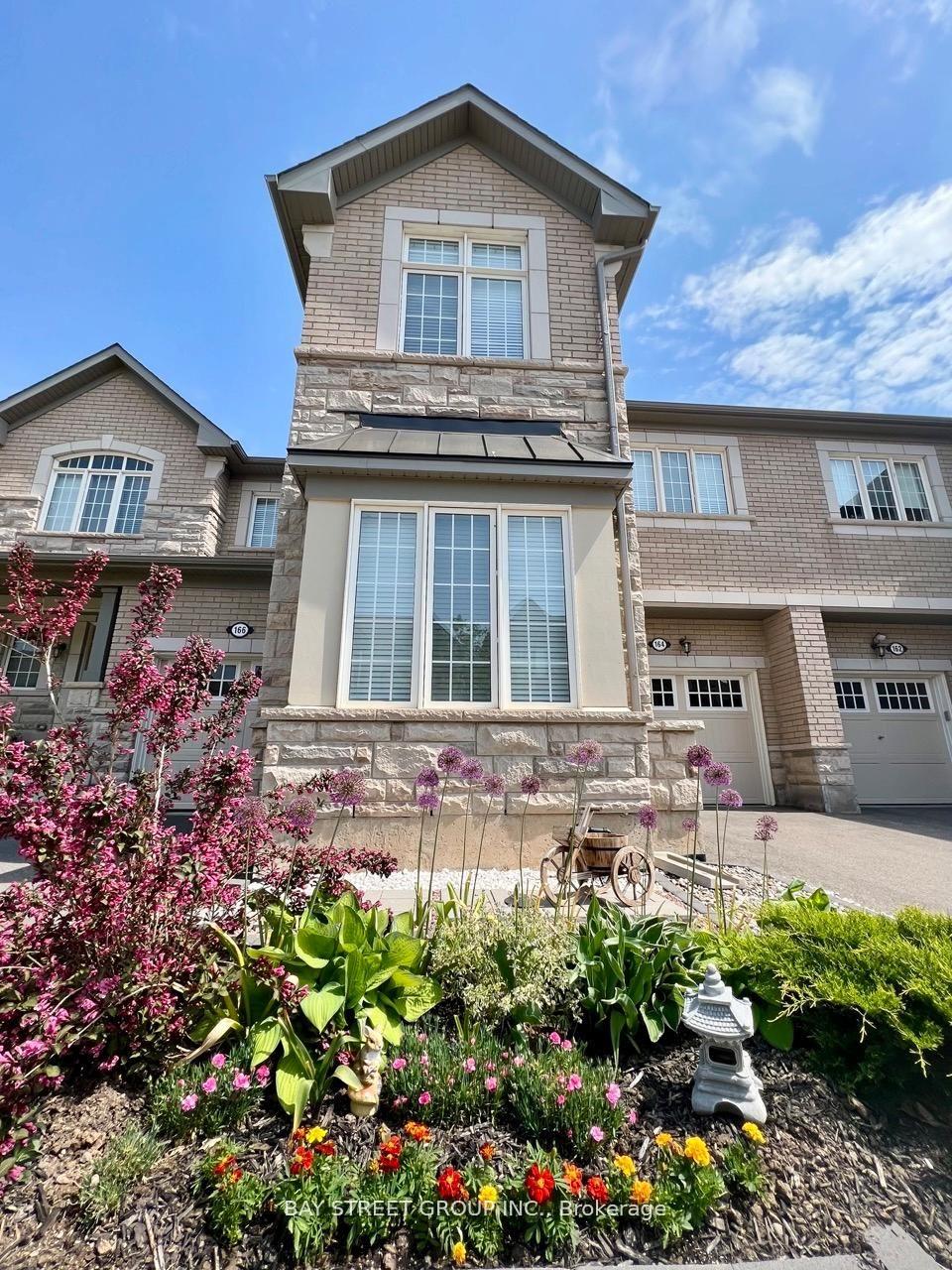 Photo of 164 Beaveridge Avenue