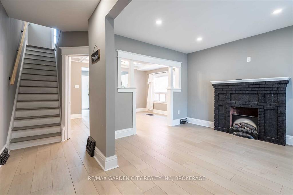 Photo 4 of 96 Beechwood Avenue, Hamilton, Stipley — HOMEH
