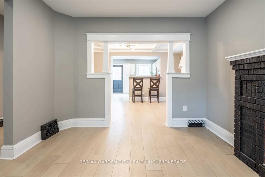 Photo 9 of 96 Beechwood Avenue, Hamilton, Stipley — HOMEH