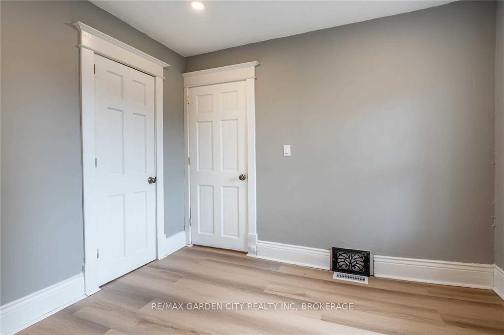 Photo 25 of 96 Beechwood Avenue, Hamilton, Stipley — HOMEH