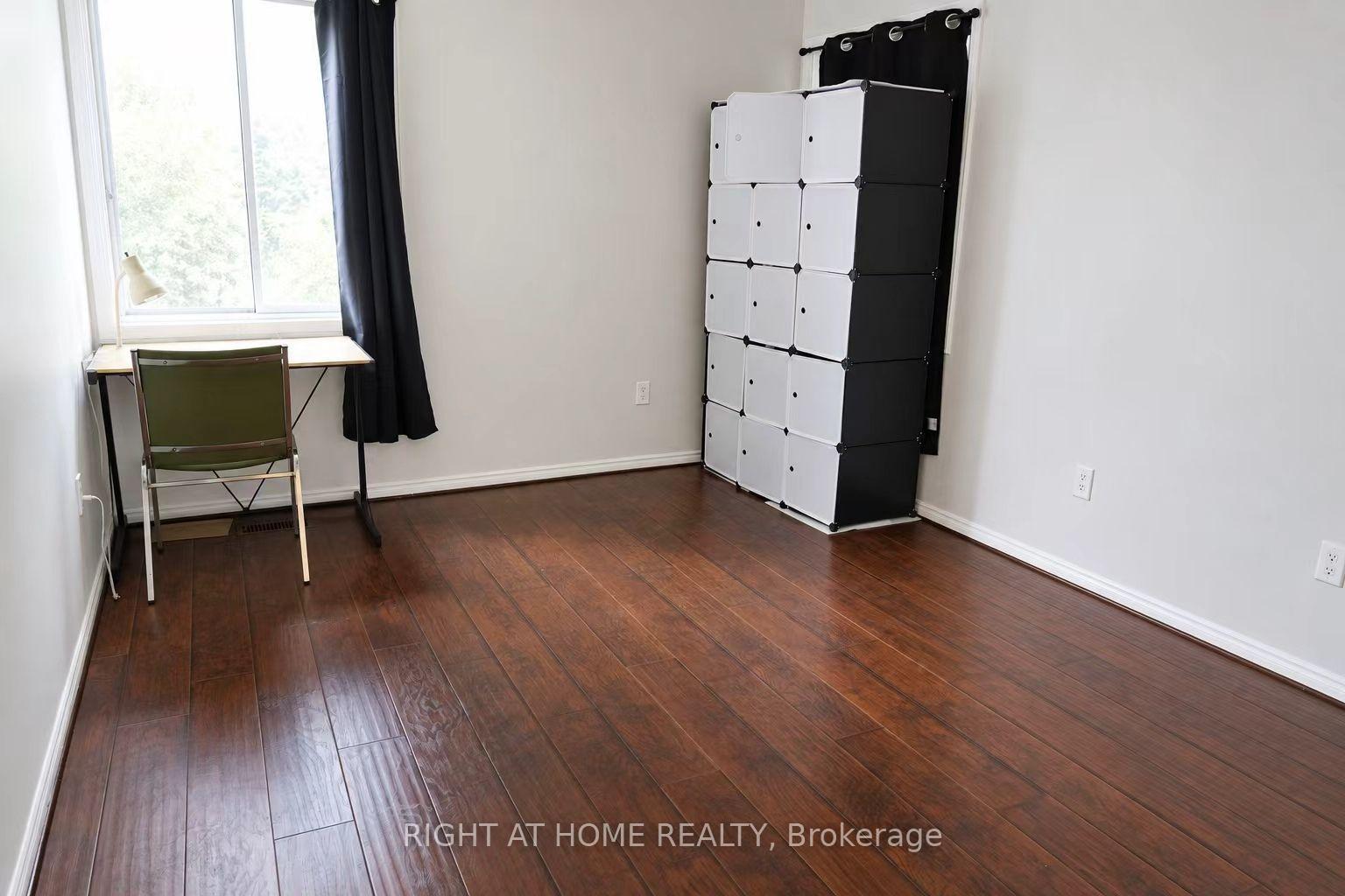 Photo 7 of 10934 Warden Avenue, Markham, Victoria Square — HOMEH