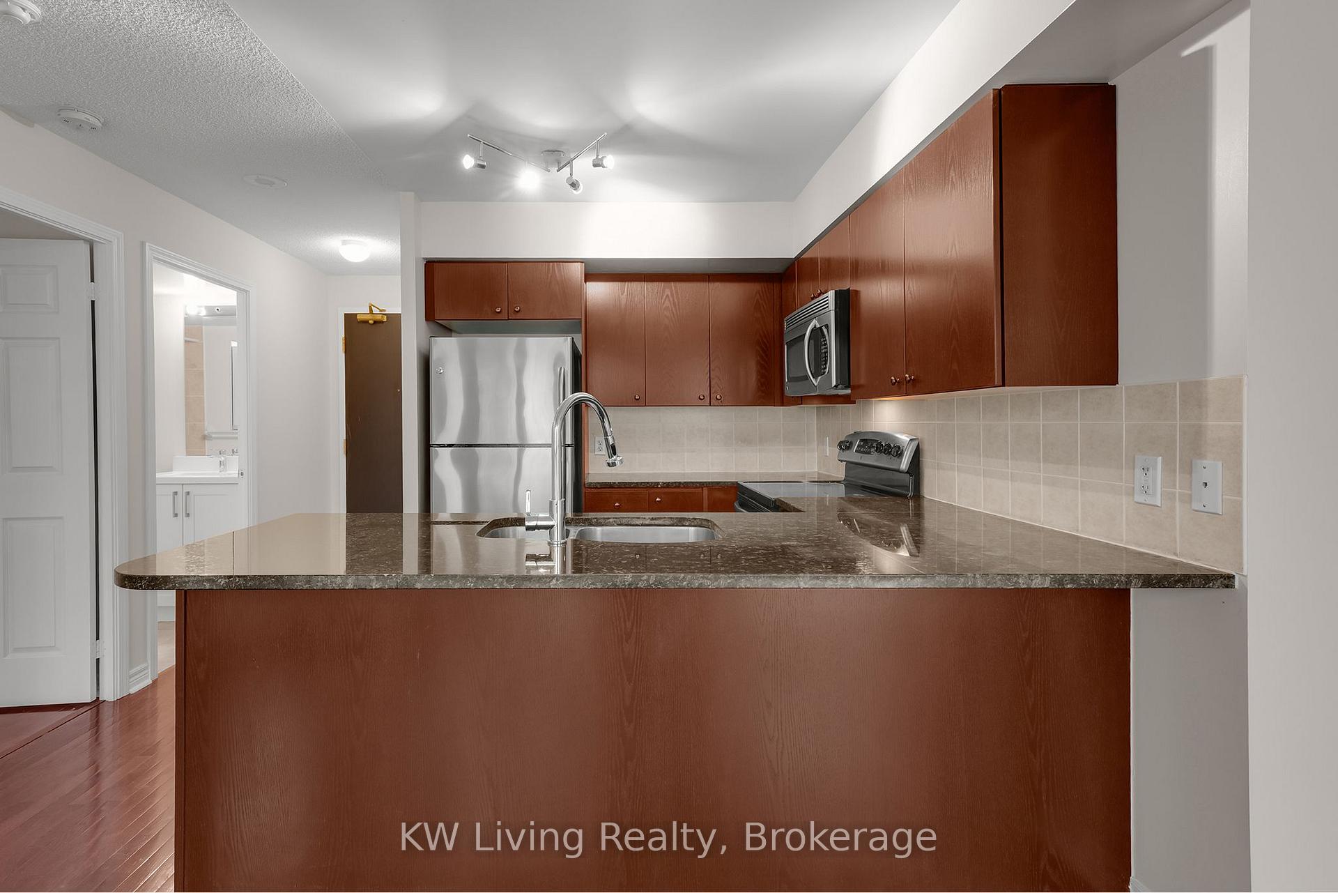 Photo 10 of Unit 1801, 51 Lower Simcoe Street, Toronto, Waterfront Communities — HOMEH