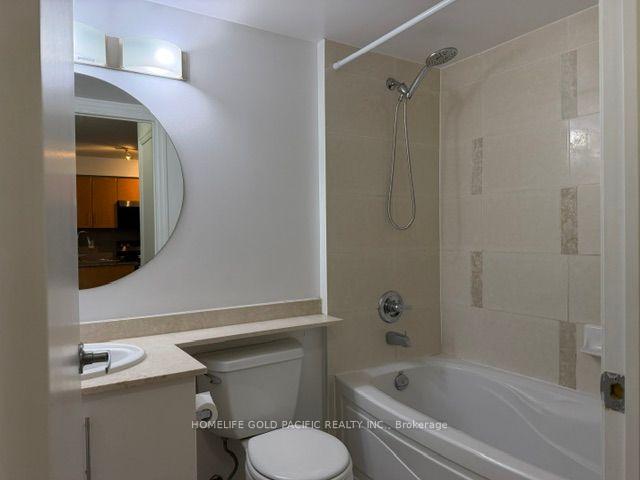 Photo 5 of Unit 1413, 16 Yonge Street, Toronto, Waterfront Communities — HOMEH