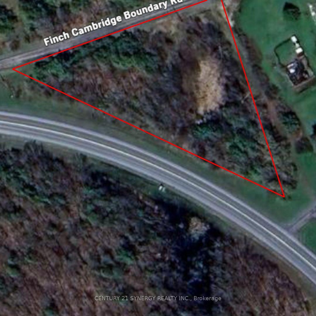 Photo 2 of 1547 County RD 12, North Stormont, North Stormont (Finch) Twp — HOMEH