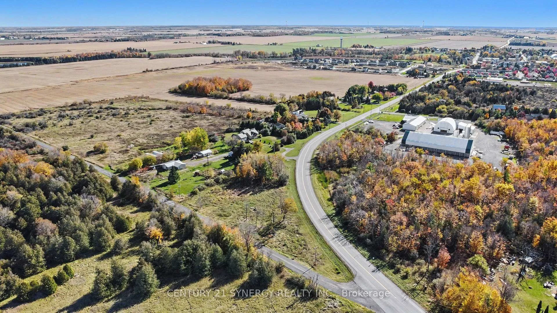 Photo 4 of 1547 County RD 12, North Stormont, North Stormont (Finch) Twp — HOMEH