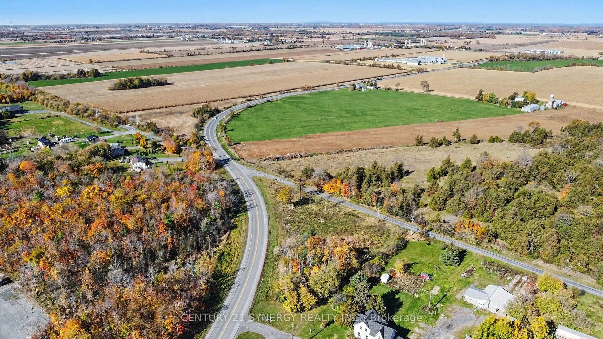 Photo 5 of 1547 County RD 12, North Stormont, North Stormont (Finch) Twp — HOMEH