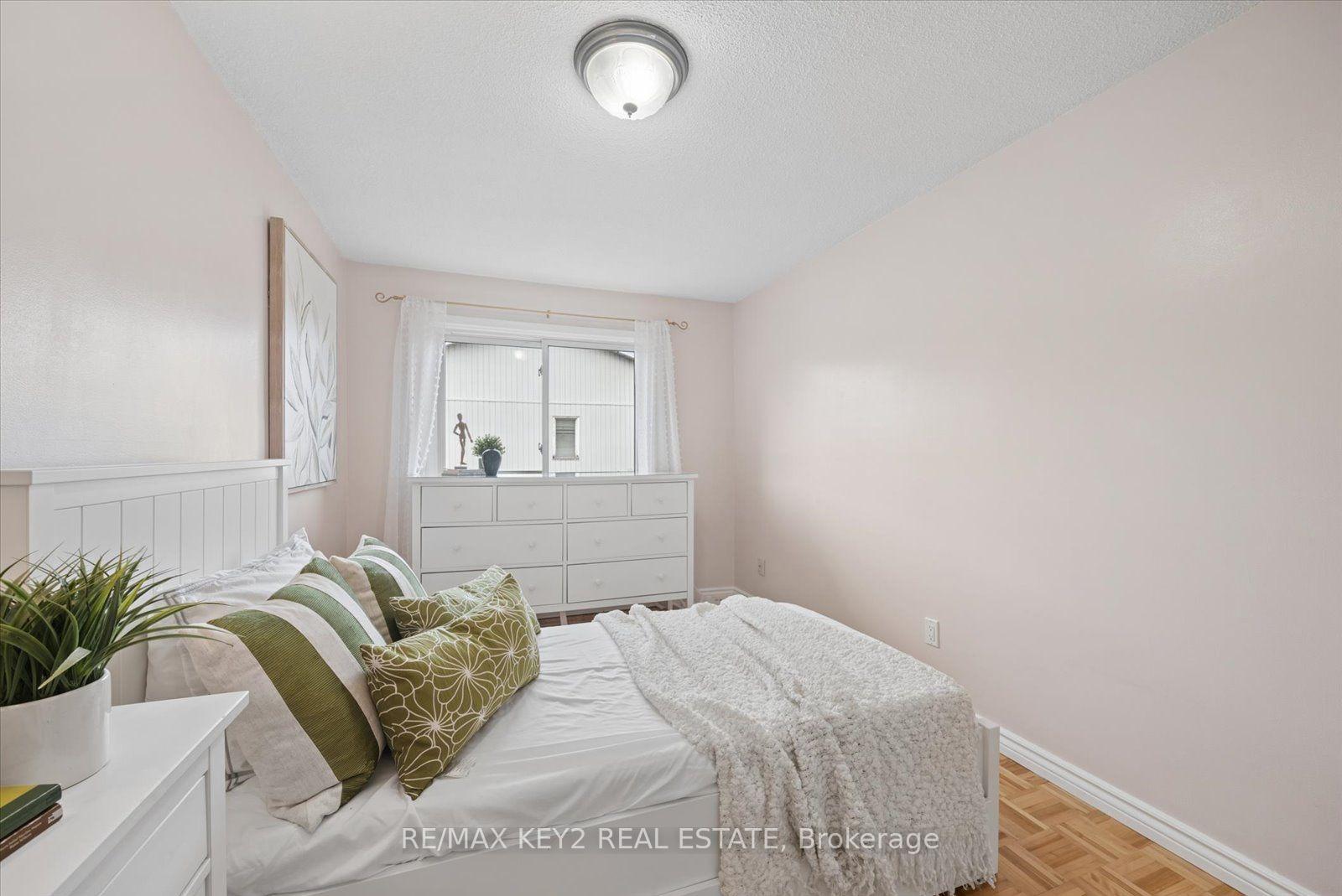 Photo 27 of Unit 111, 1975 Rosefield Road, Pickering, Liverpool — HOMEH