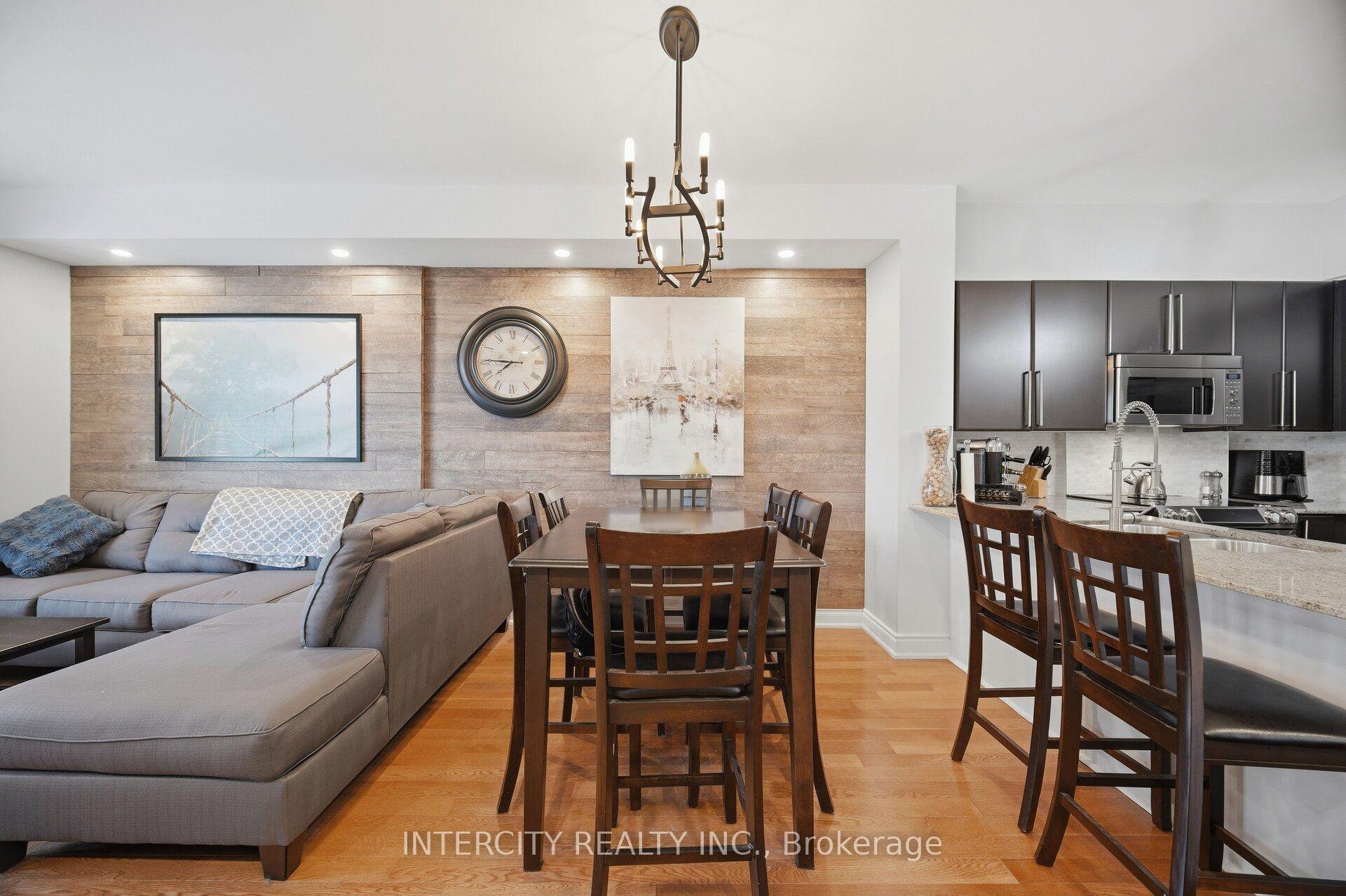 Photo 11 of Unit 207, 10211 Keele Street, Vaughan, Maple — HOMEH