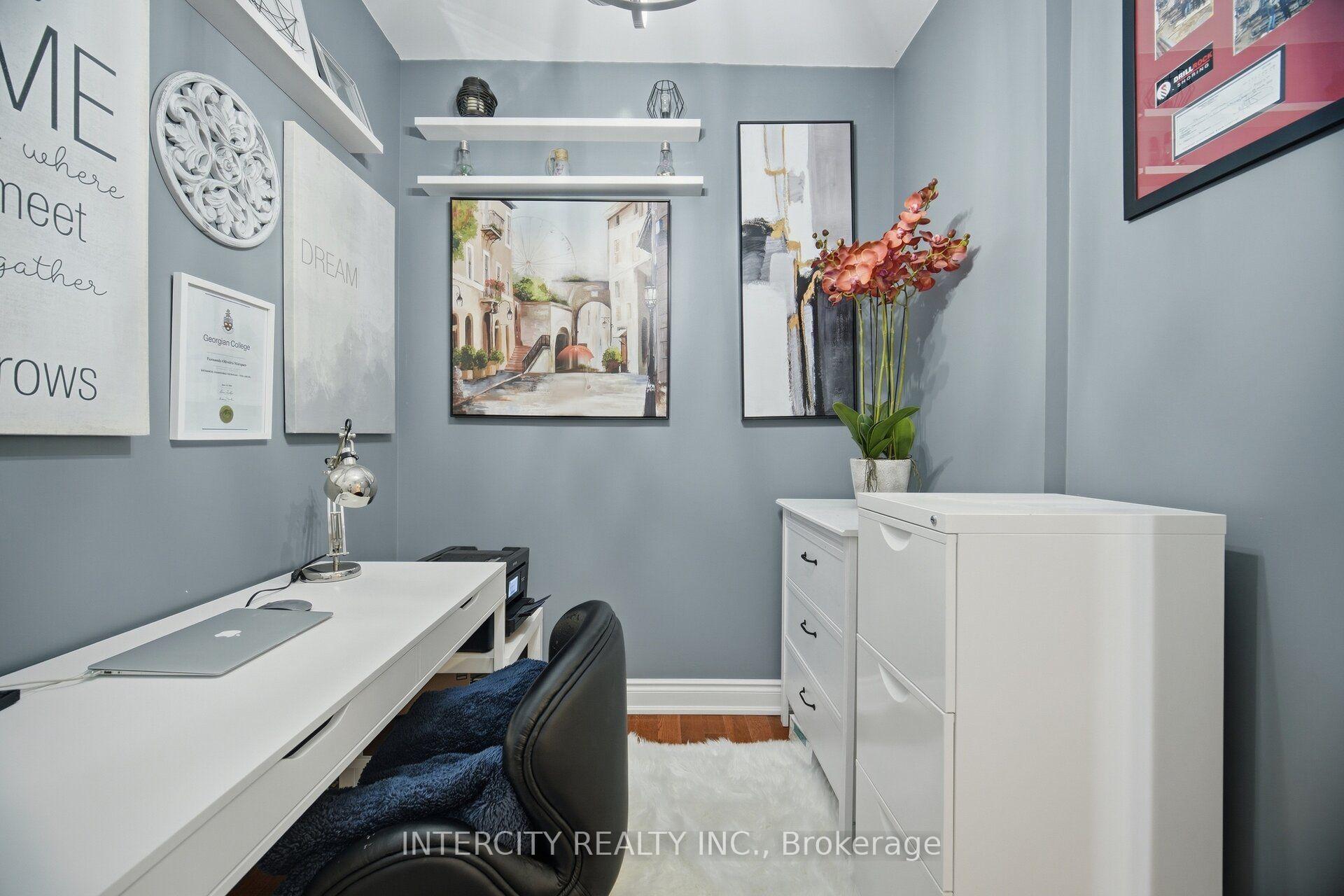 Photo 18 of Unit 207, 10211 Keele Street, Vaughan, Maple — HOMEH