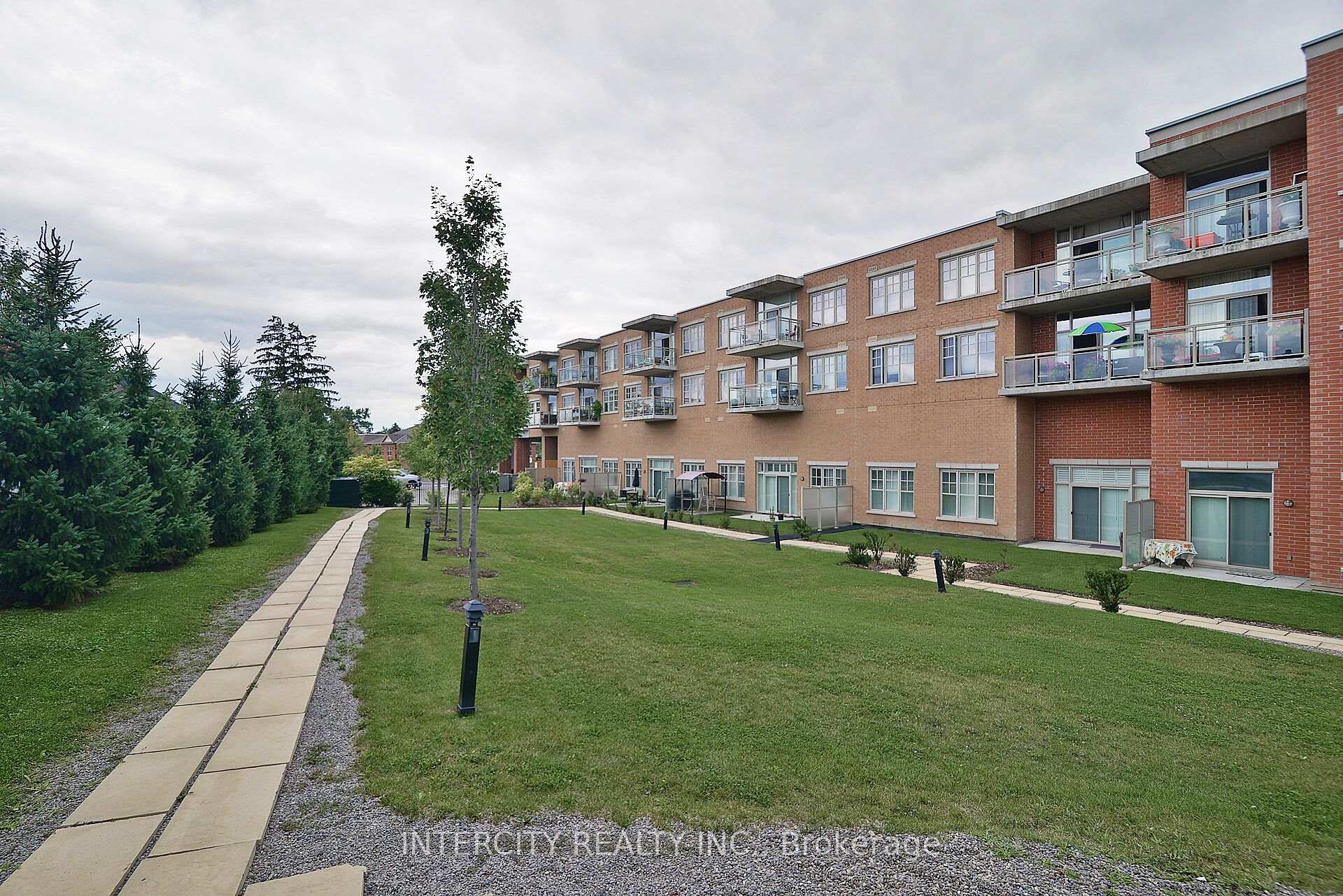 Photo 41 of Unit 207, 10211 Keele Street, Vaughan, Maple — HOMEH