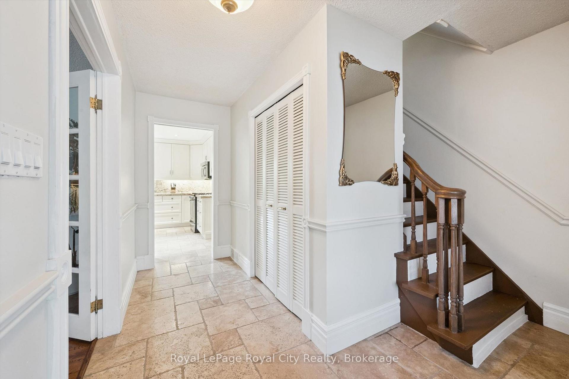 Photo 4 of 46 Rickson Avenue, Guelph, Kortright West — HOMEH