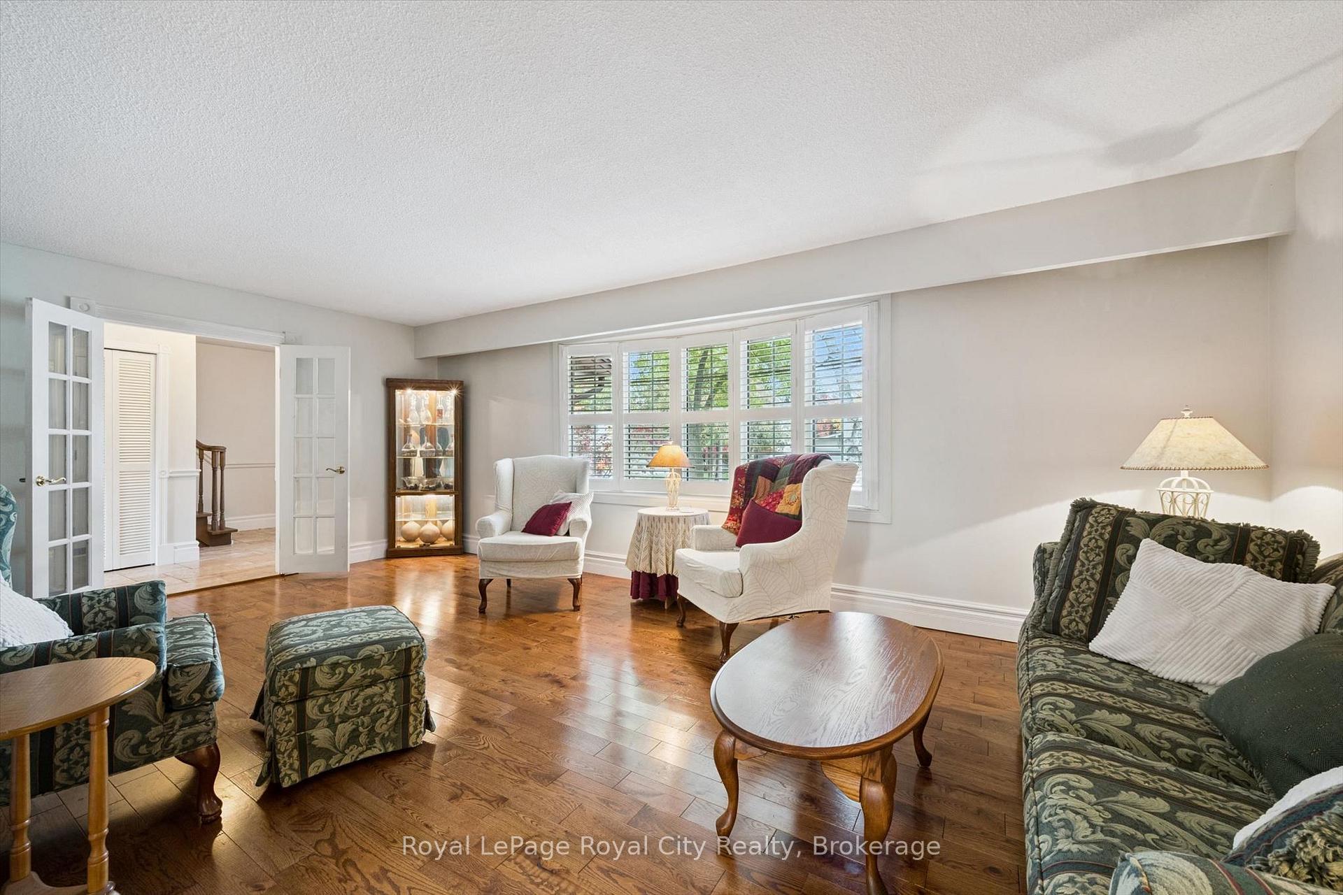Photo 6 of 46 Rickson Avenue, Guelph, Kortright West — HOMEH
