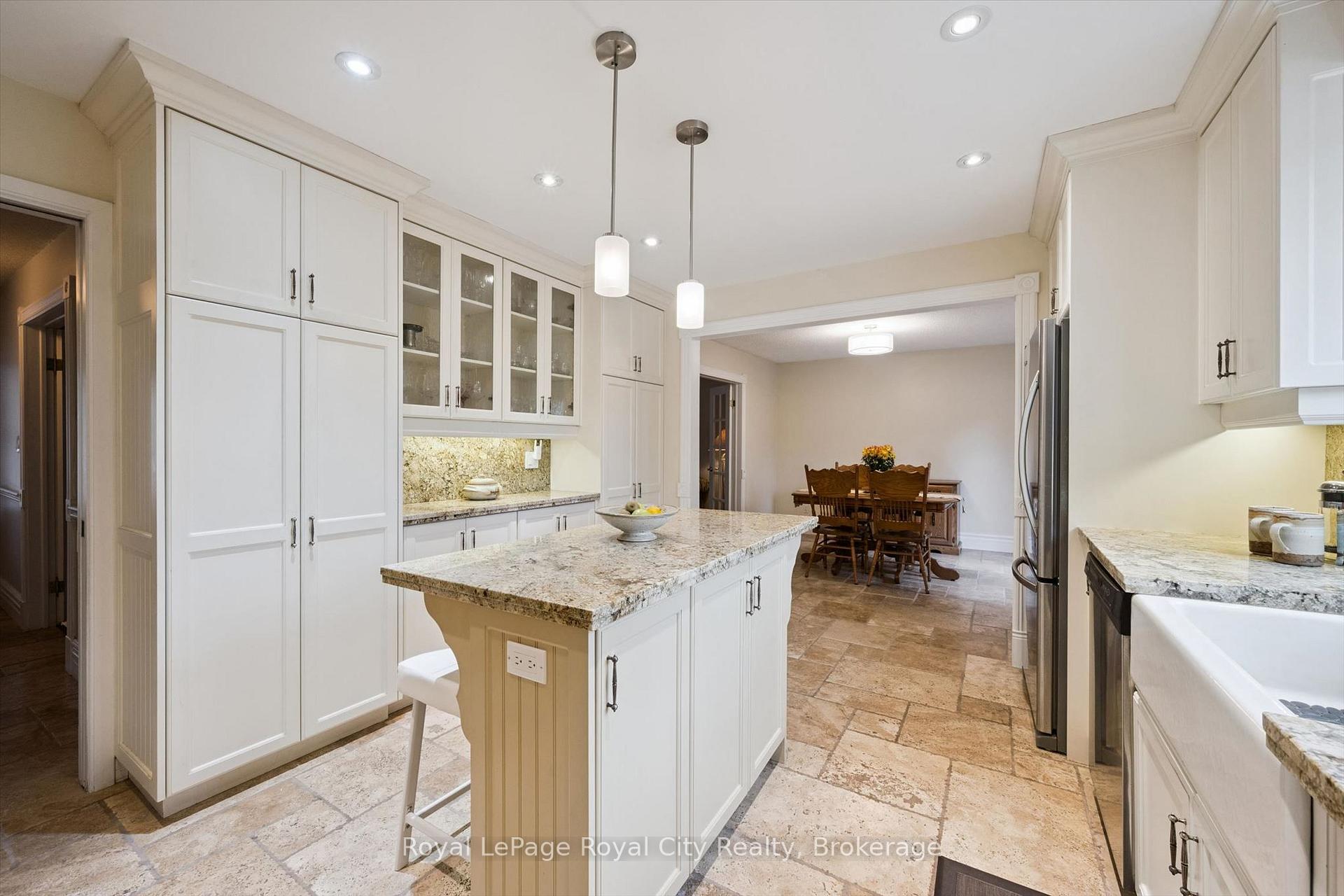 Photo 10 of 46 Rickson Avenue, Guelph, Kortright West — HOMEH