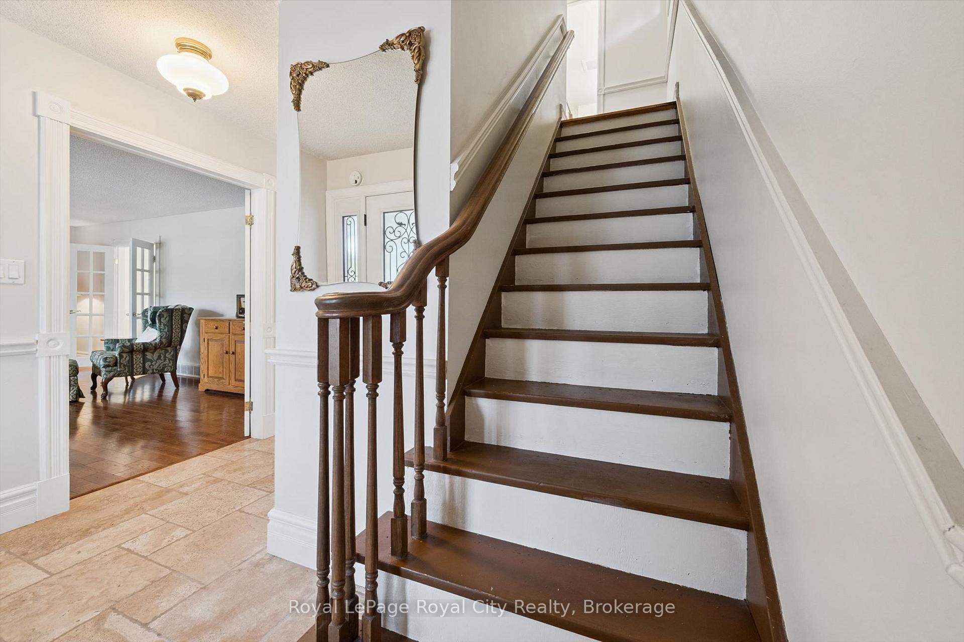 Photo 16 of 46 Rickson Avenue, Guelph, Kortright West — HOMEH