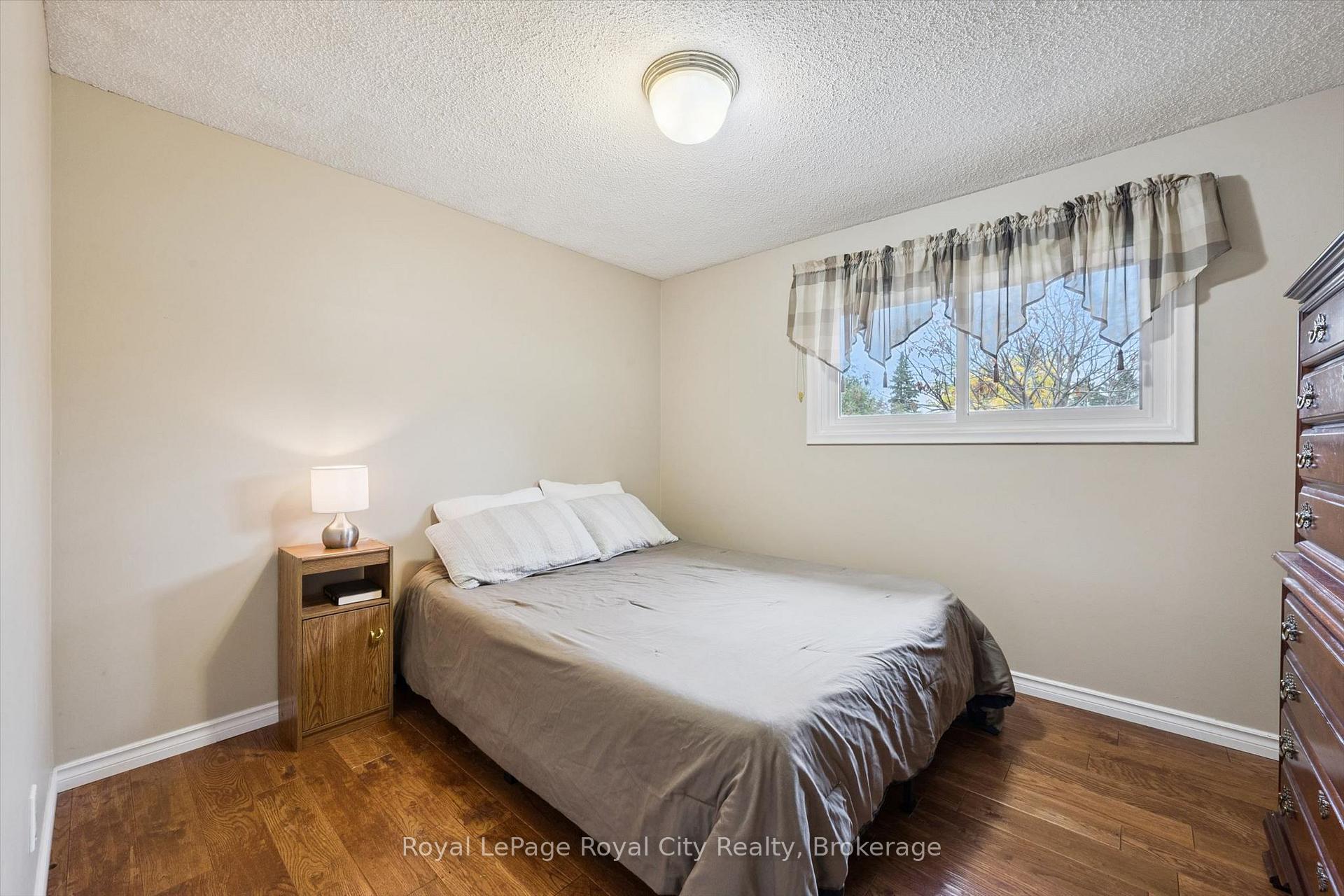 Photo 22 of 46 Rickson Avenue, Guelph, Kortright West — HOMEH