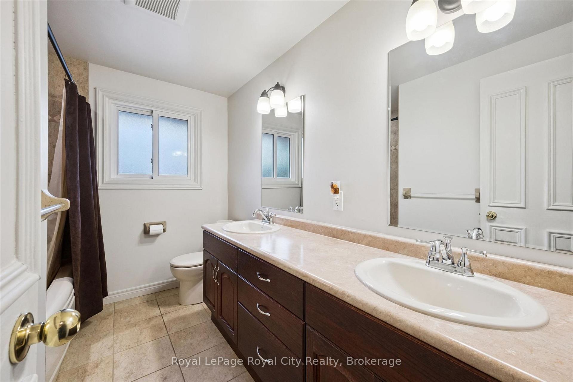 Photo 23 of 46 Rickson Avenue, Guelph, Kortright West — HOMEH