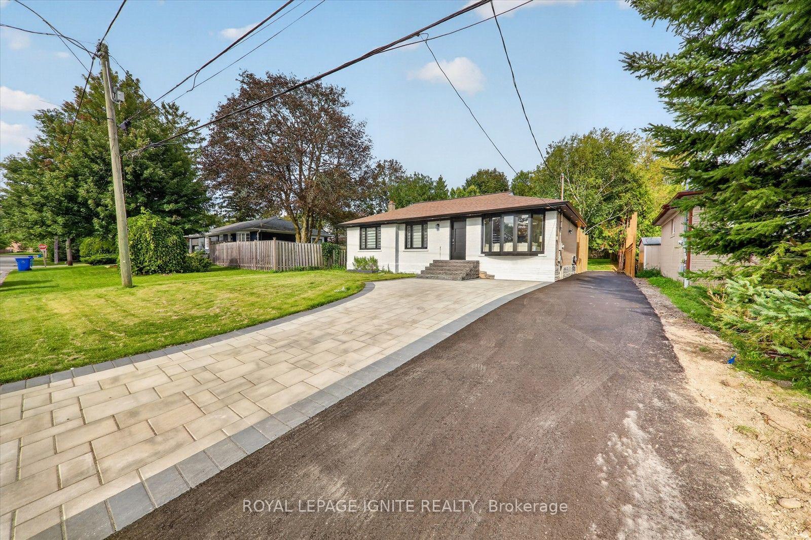 Photo 5 of 103 Baker Street, Whitchurch-Stouffville, Stouffville — HOMEH