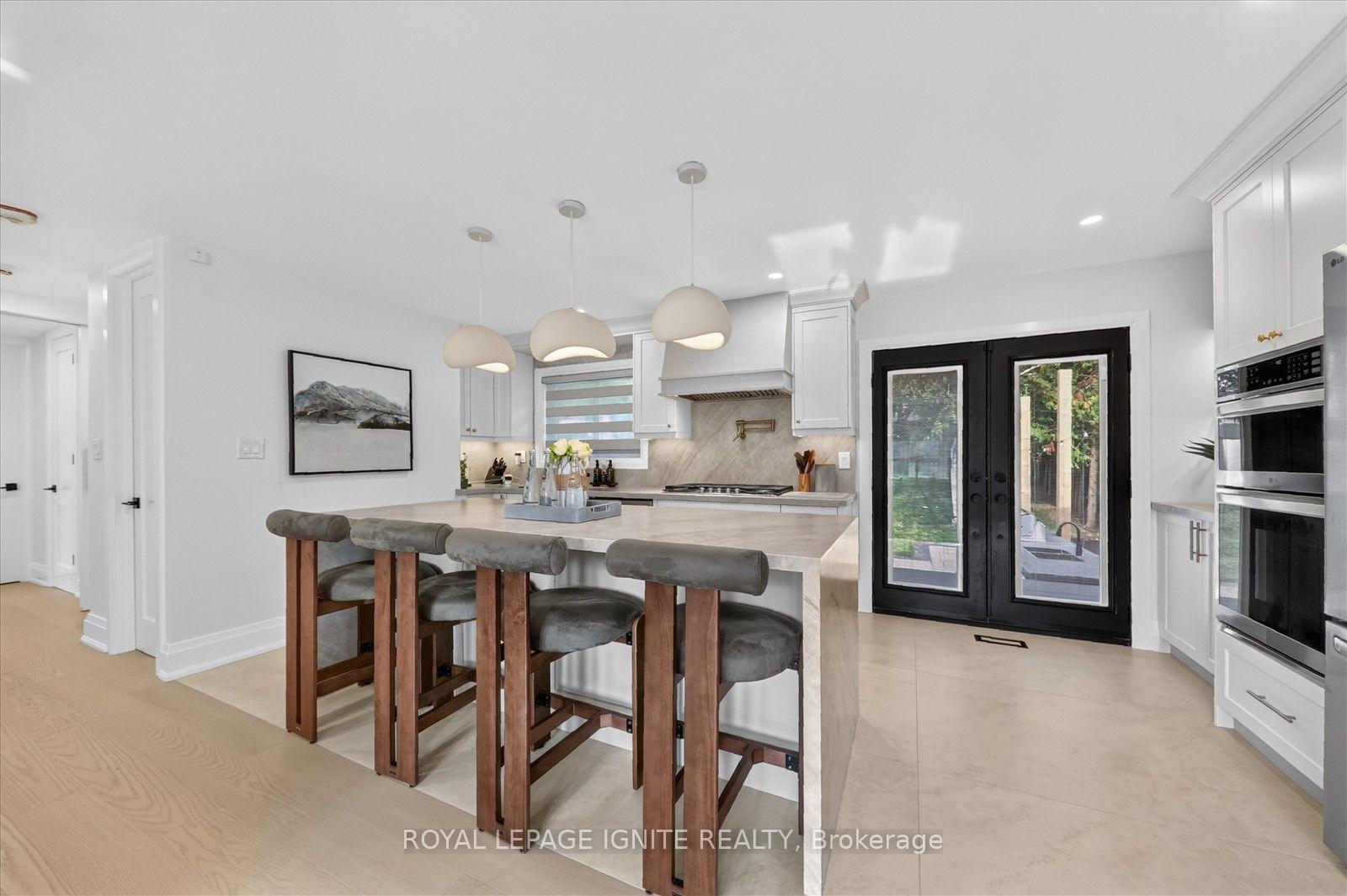 Photo 15 of 103 Baker Street, Whitchurch-Stouffville, Stouffville — HOMEH