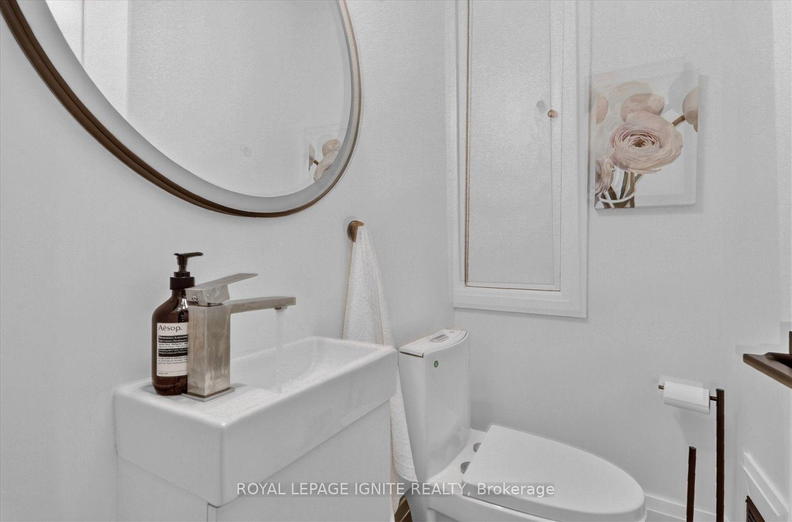 Photo 22 of 103 Baker Street, Whitchurch-Stouffville, Stouffville — HOMEH