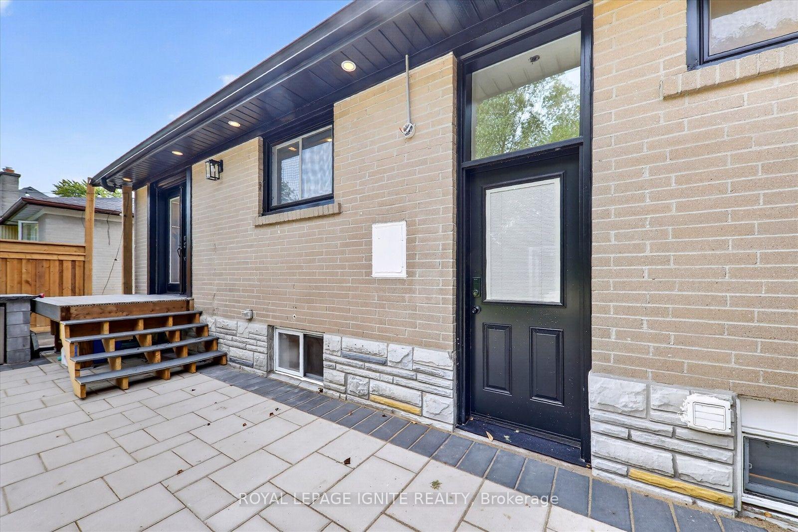 Photo 40 of 103 Baker Street, Whitchurch-Stouffville, Stouffville — HOMEH