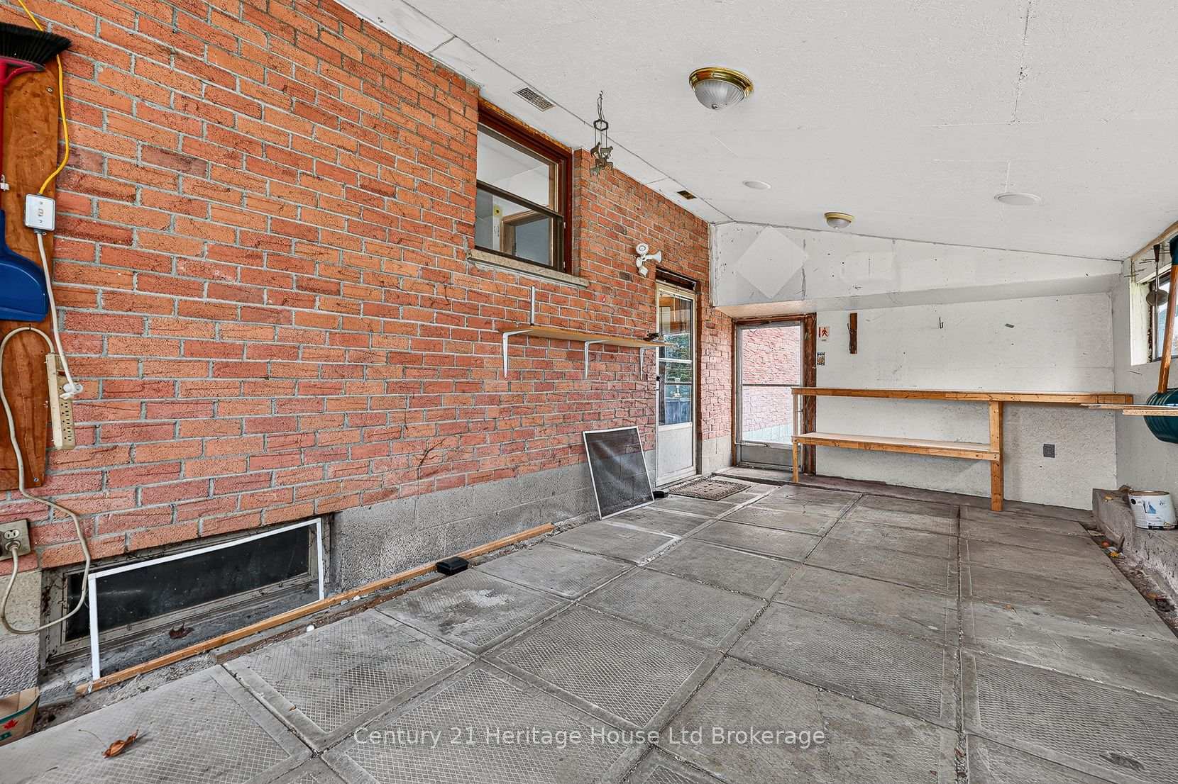 Photo 30 of 136 Dover Street, Woodstock, Woodstock - South — HOMEH