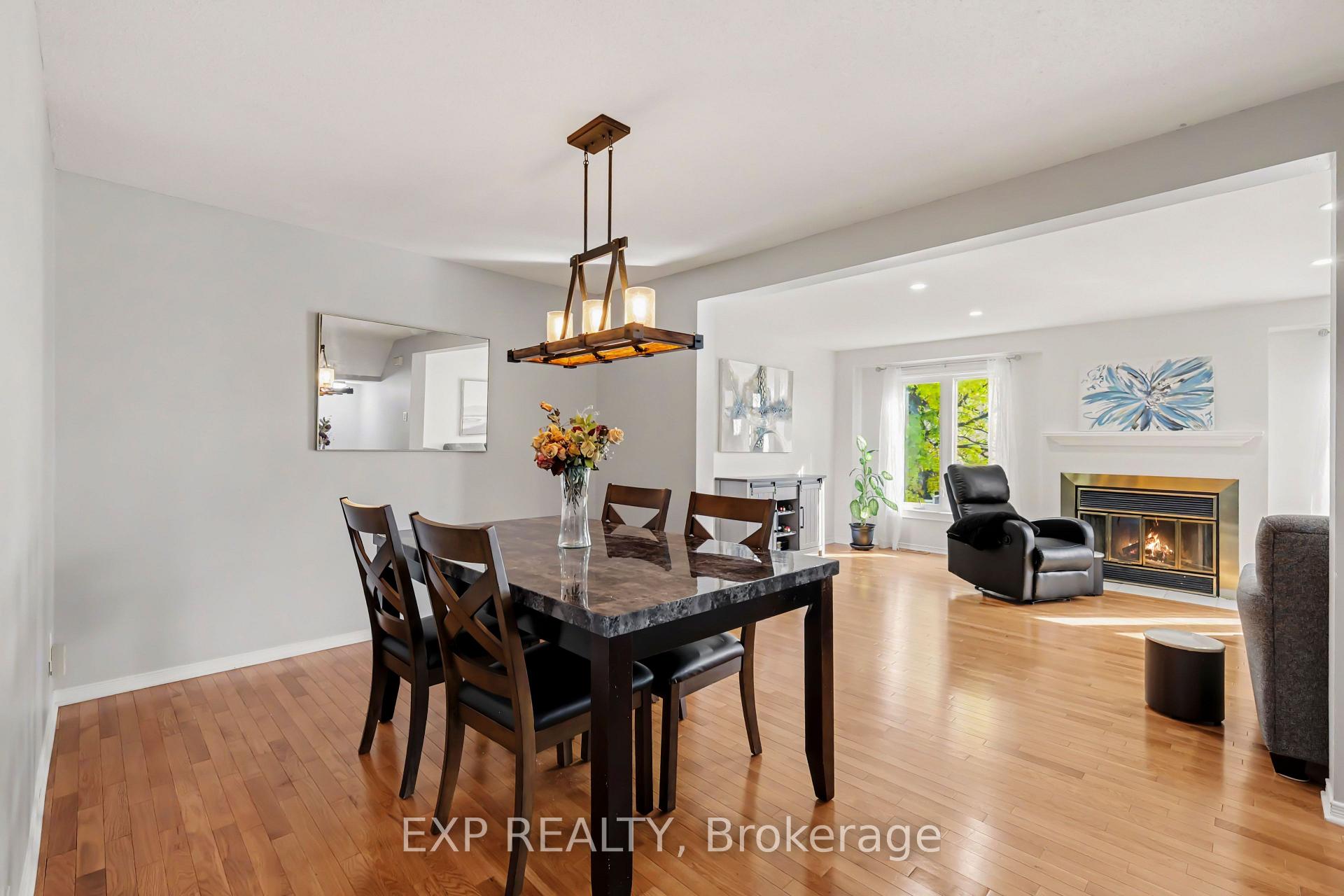 Photo 9 of 1848 Summerfields Crescent, Ottawa, Chapel Hill — HOMEH