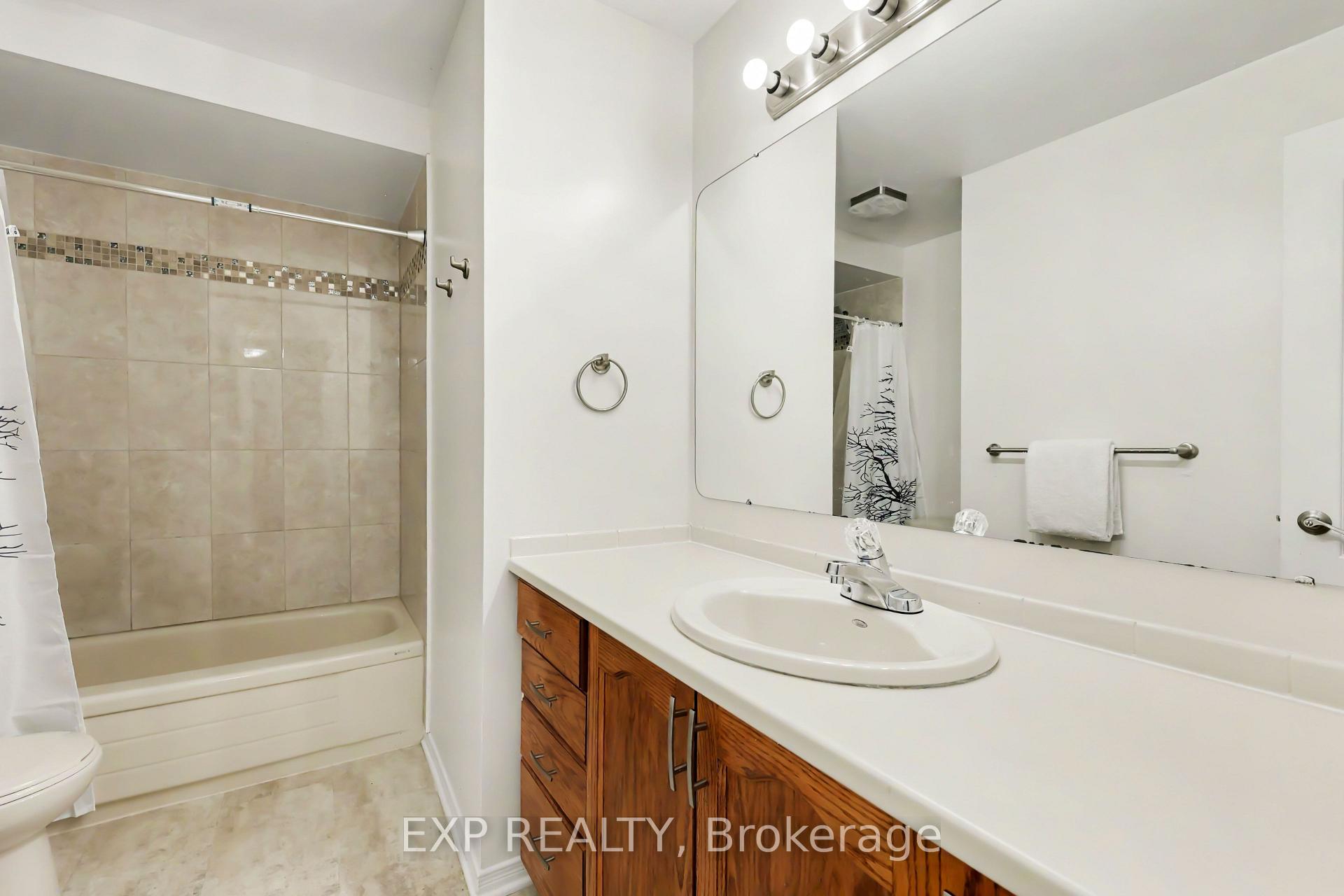 Photo 23 of 1848 Summerfields Crescent, Ottawa, Chapel Hill — HOMEH