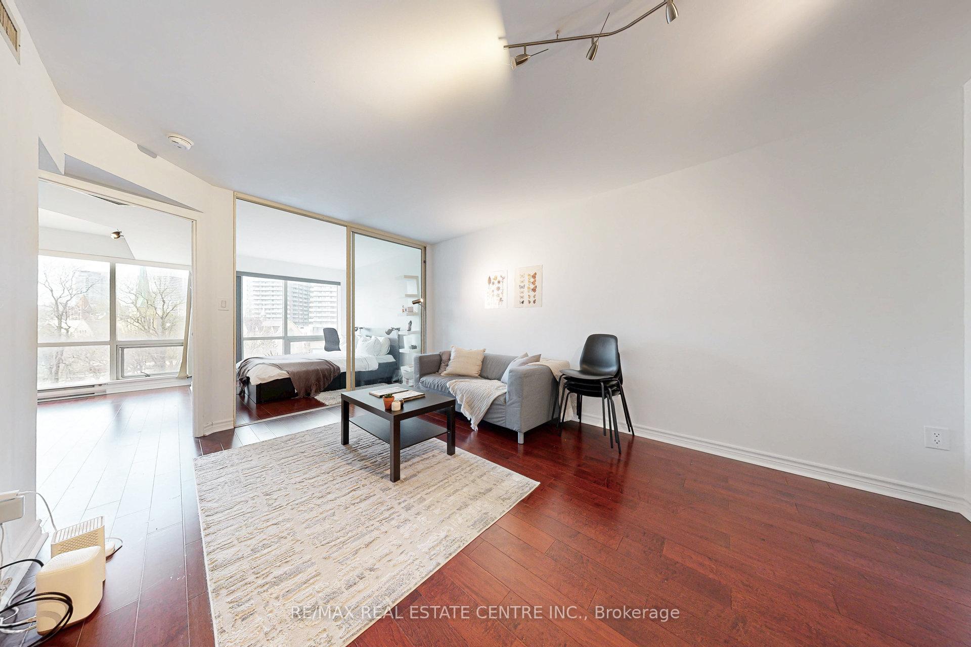 Photo 12 of 1001 Bay Street, Toronto, Bay Street Corridor — HOMEH