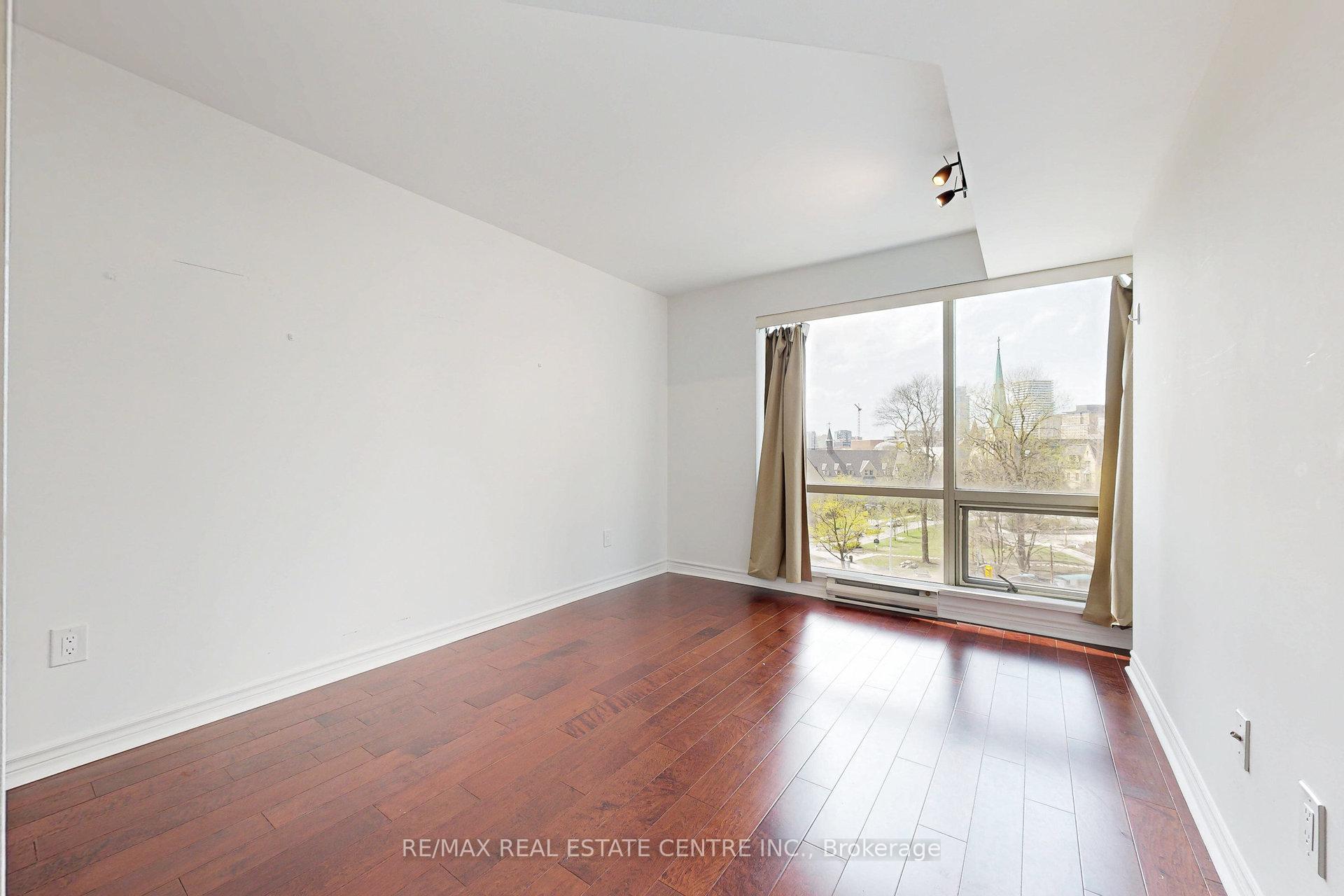 Photo 18 of 1001 Bay Street, Toronto, Bay Street Corridor — HOMEH