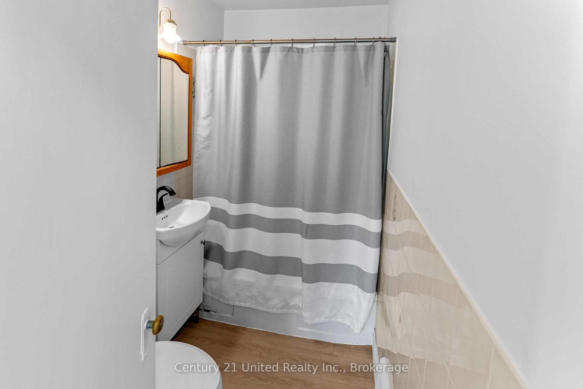 Photo 12 of 1026 Braund Place, Peterborough, Town Ward 3 — HOMEH