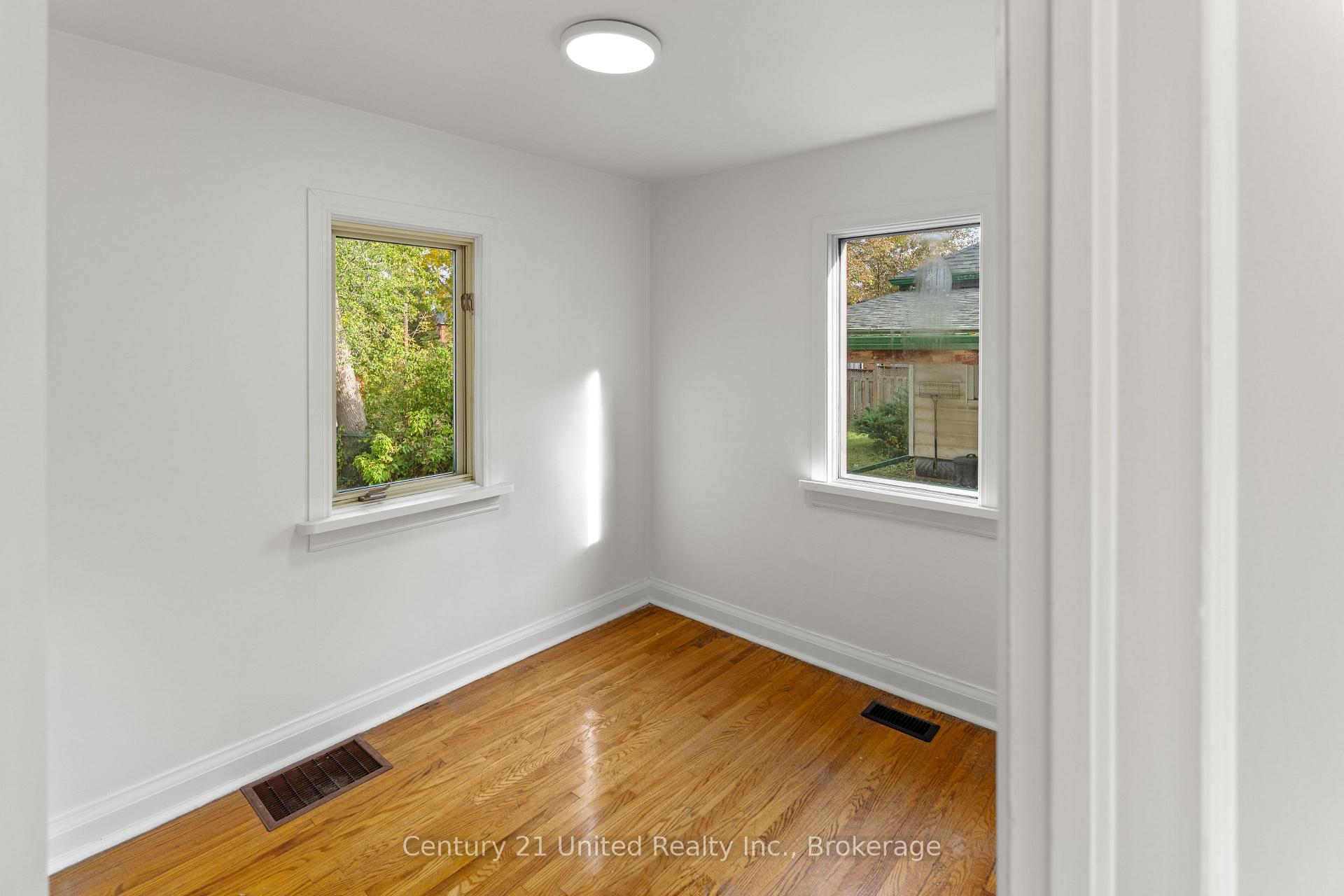 Photo 14 of 1026 Braund Place, Peterborough, Town Ward 3 — HOMEH