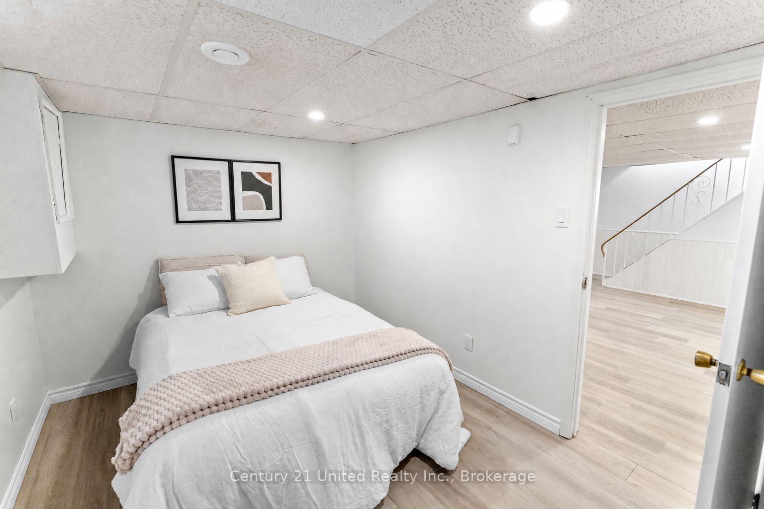 Photo 17 of 1026 Braund Place, Peterborough, Town Ward 3 — HOMEH