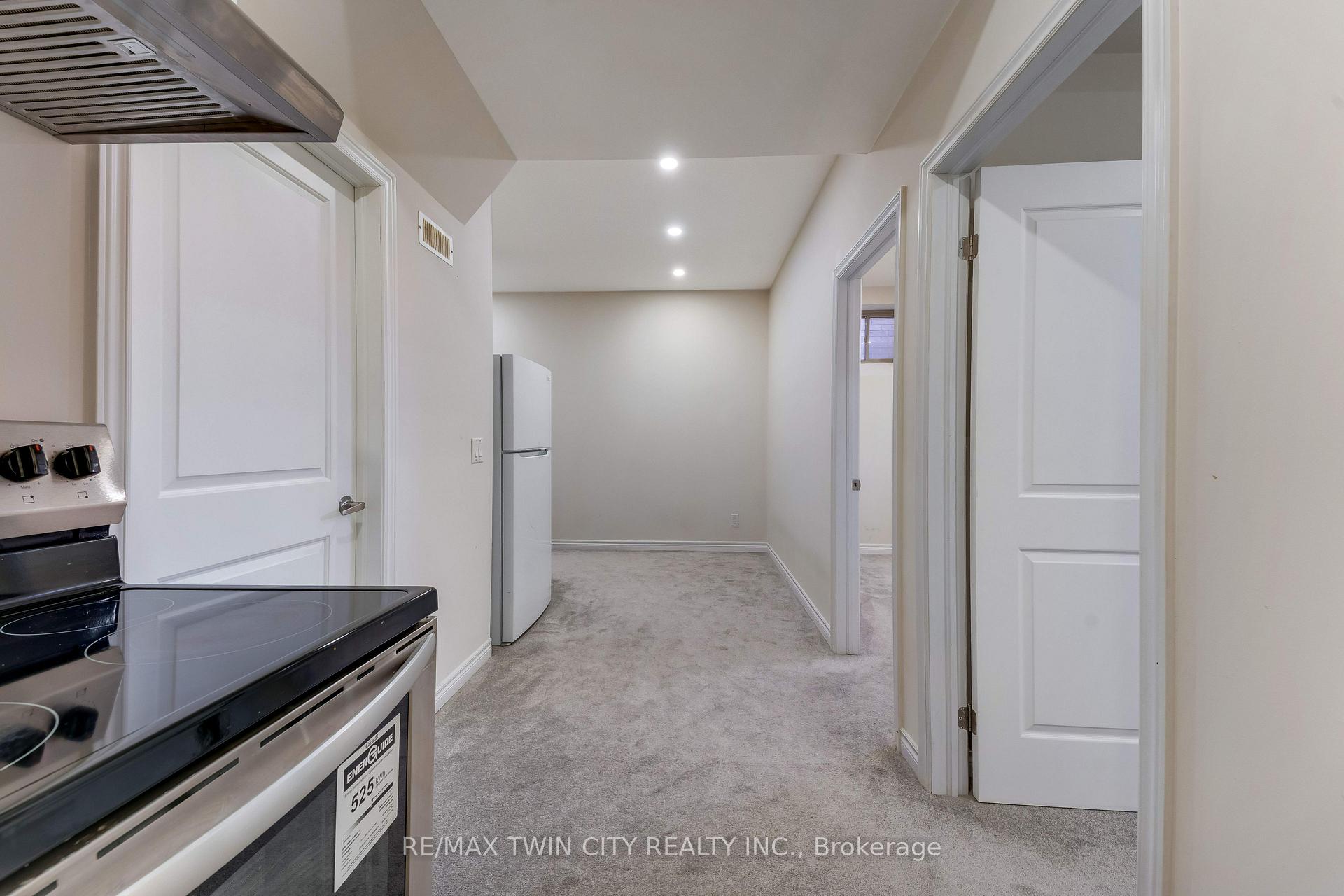 Photo 31 of 106 Haldimand Street, Kitchener, Huron Park — HOMEH